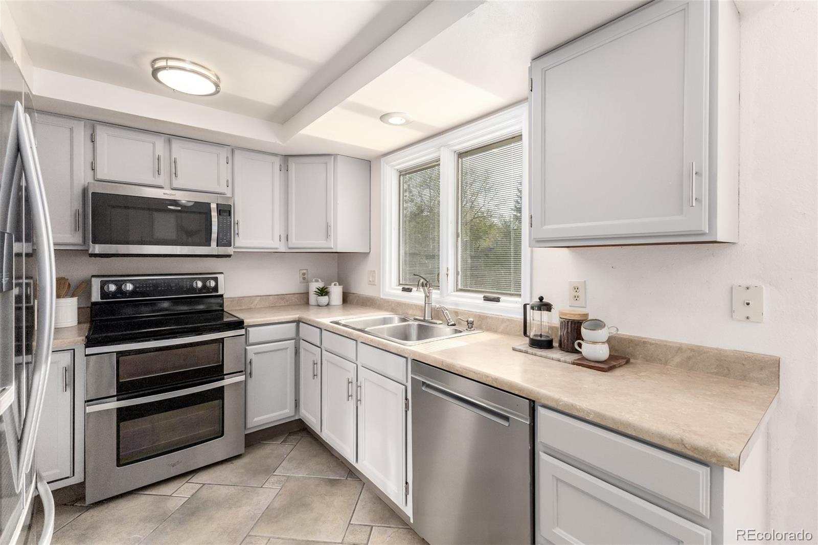 MLS Image #15 for 9789  jellison way,broomfield, Colorado