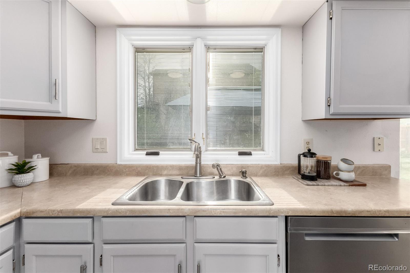 MLS Image #16 for 9789  jellison way,broomfield, Colorado