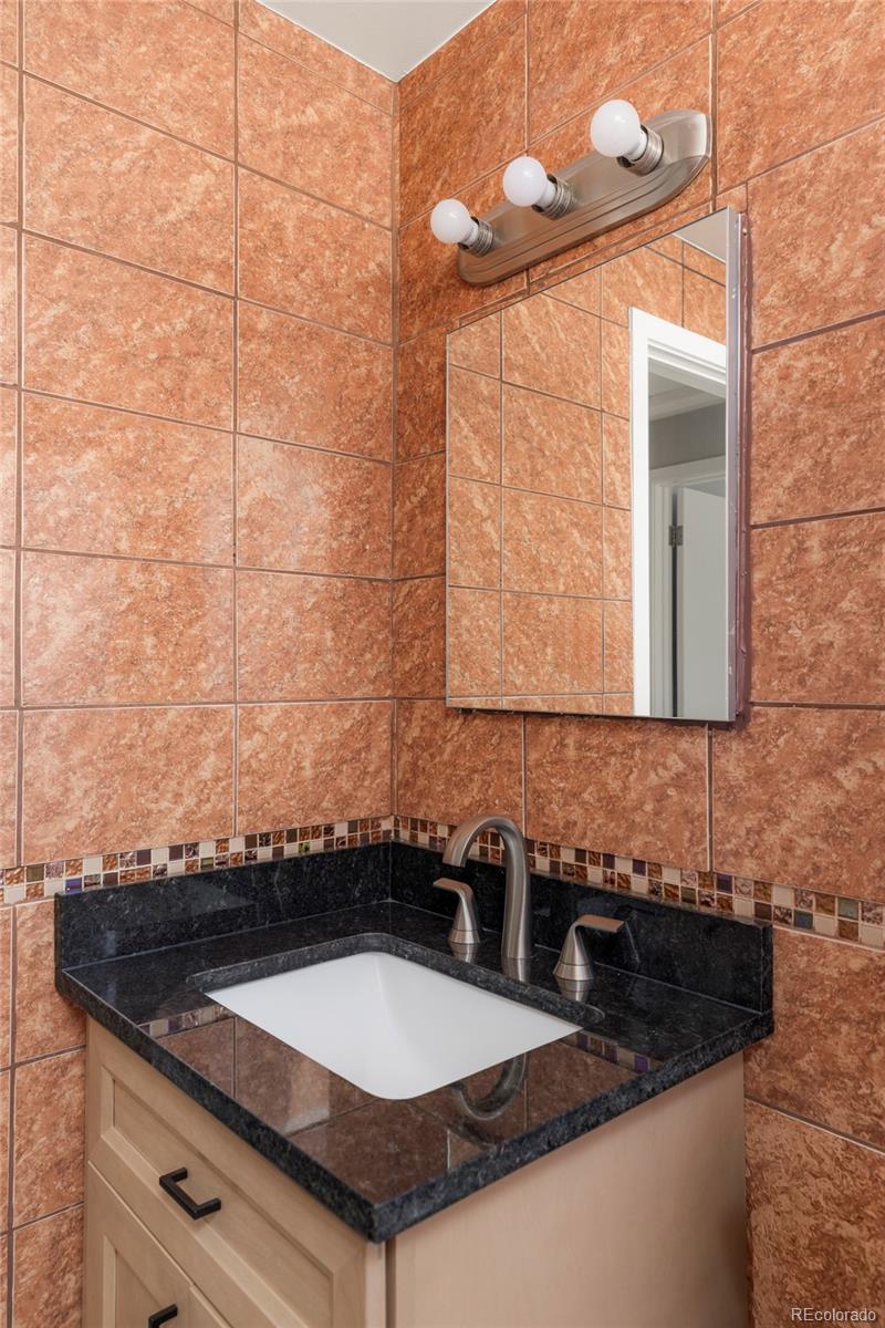 MLS Image #17 for 957  wolff street,denver, Colorado