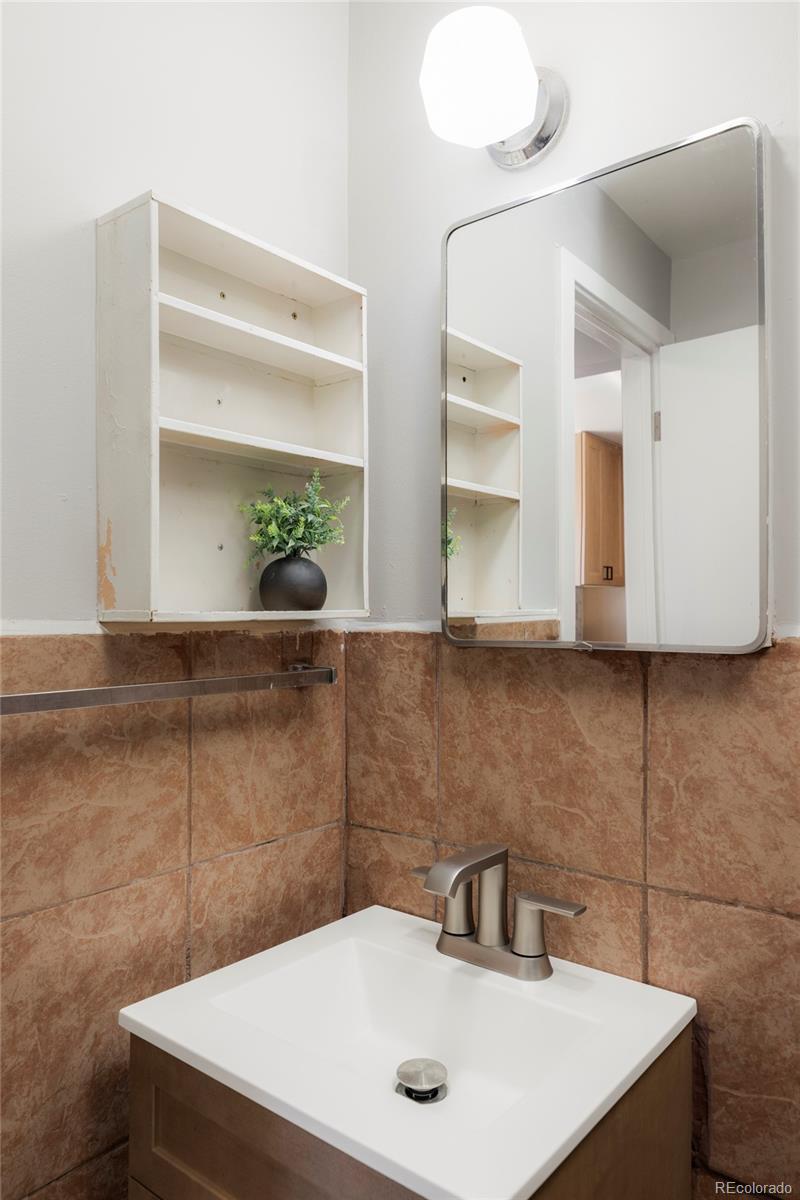 MLS Image #20 for 957  wolff street,denver, Colorado