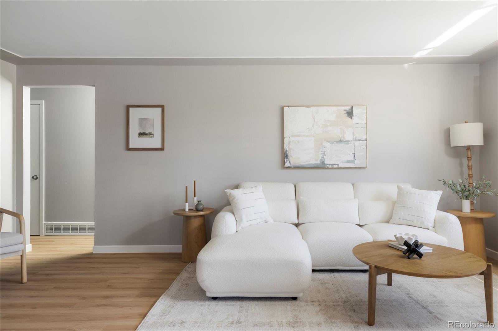 MLS Image #4 for 957  wolff street,denver, Colorado
