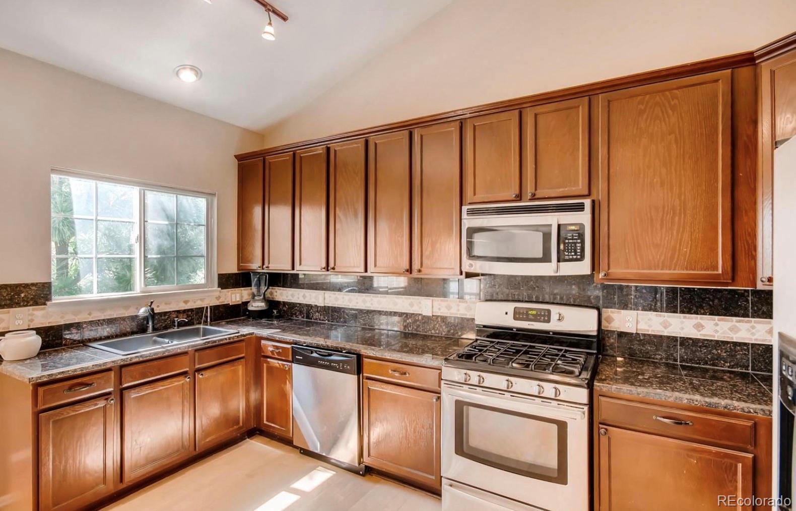 MLS Image #9 for 9694  silverberry circle,highlands ranch, Colorado