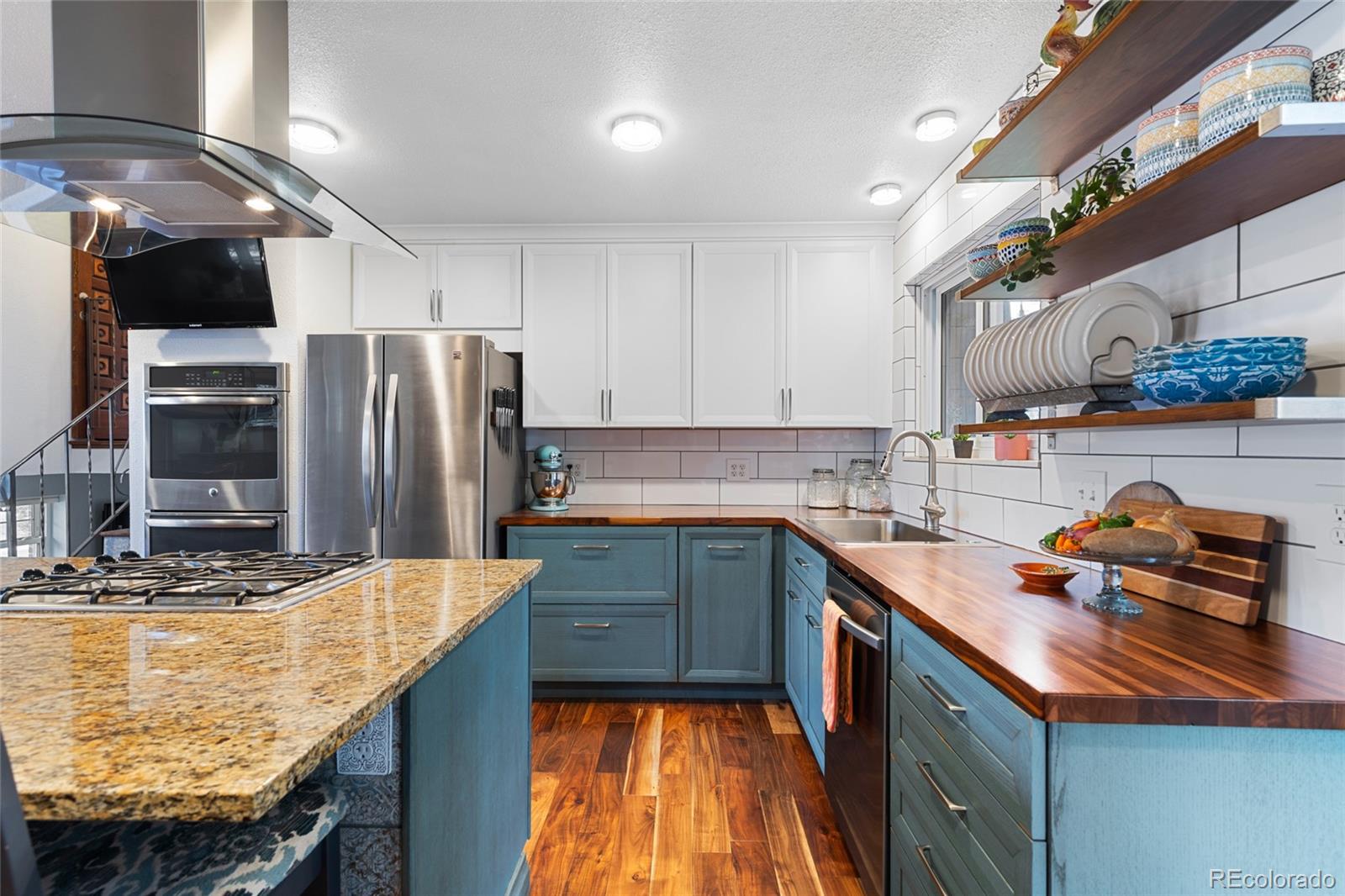 MLS Image #7 for 4329 s alkire street,morrison, Colorado