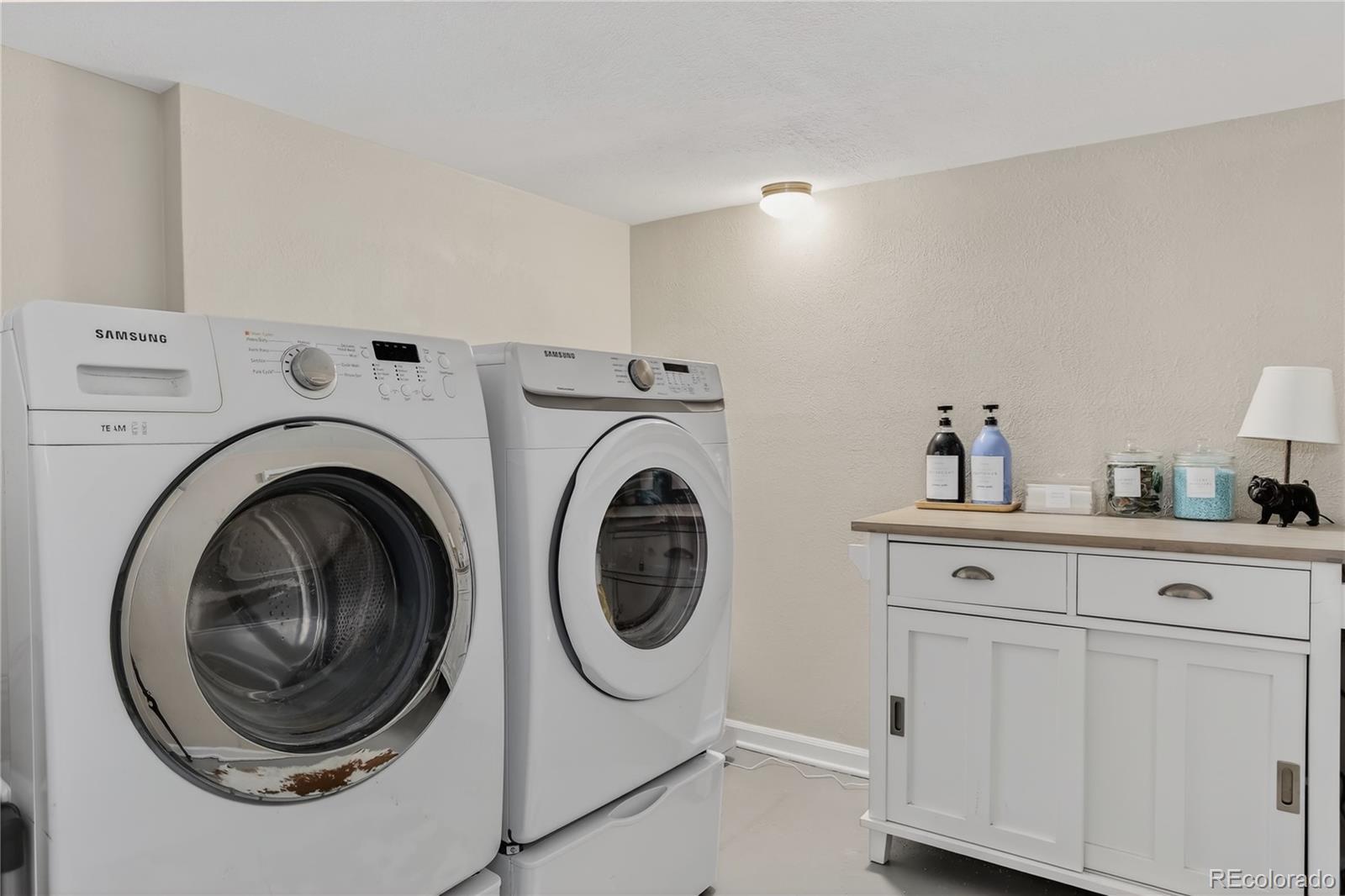 MLS Image #28 for 3126 s emporia court,denver, Colorado