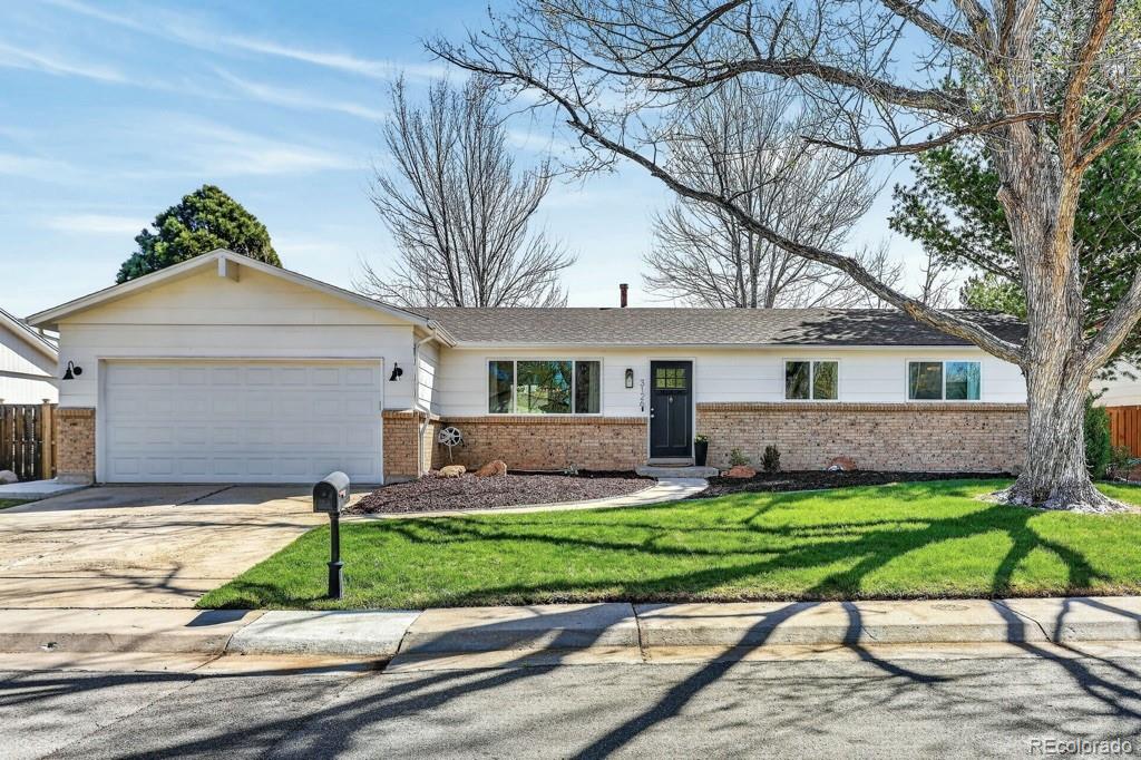 MLS Image #4 for 3126 s emporia court,denver, Colorado