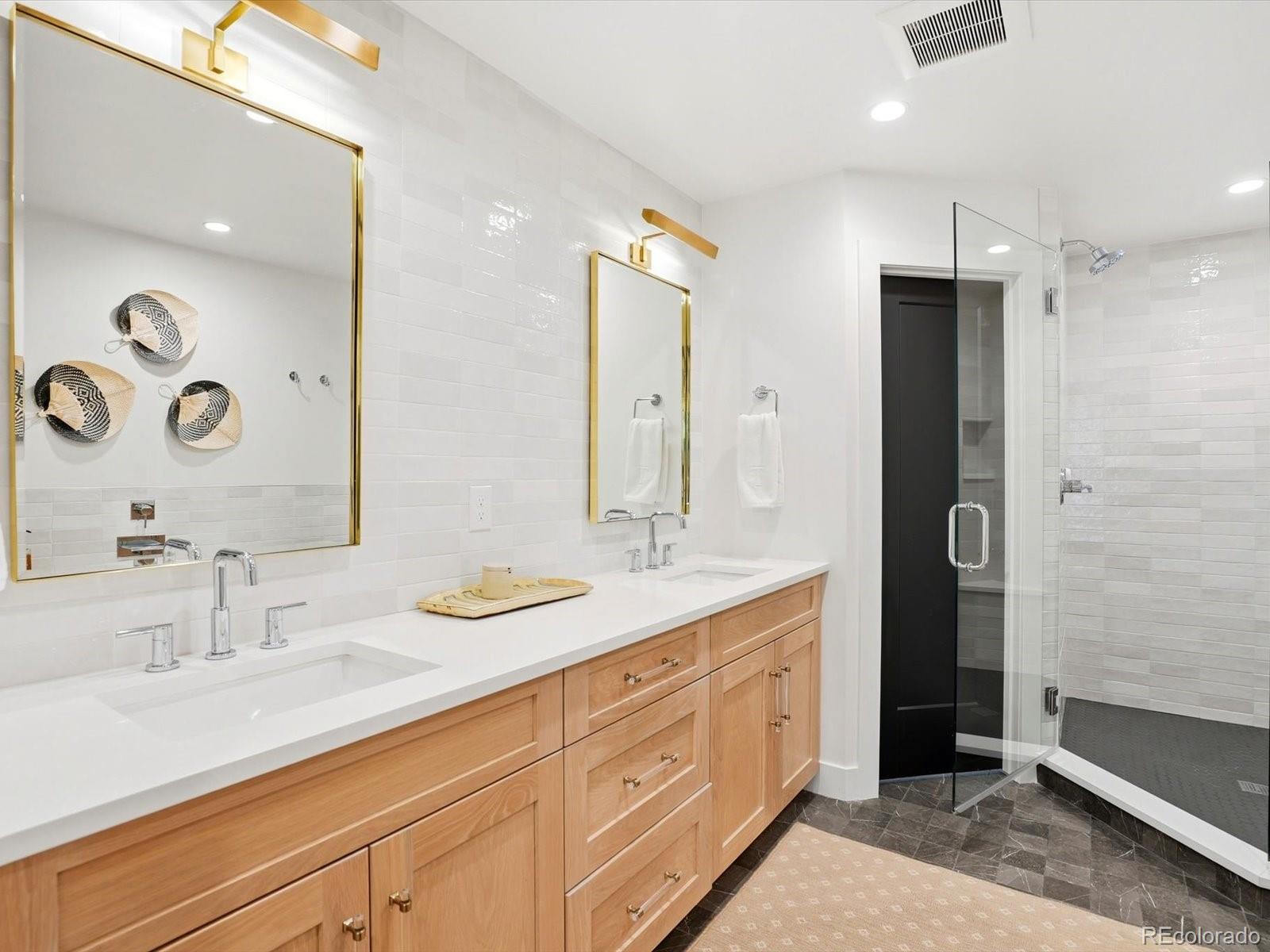 MLS Image #30 for 2011 n gaylord street,denver, Colorado