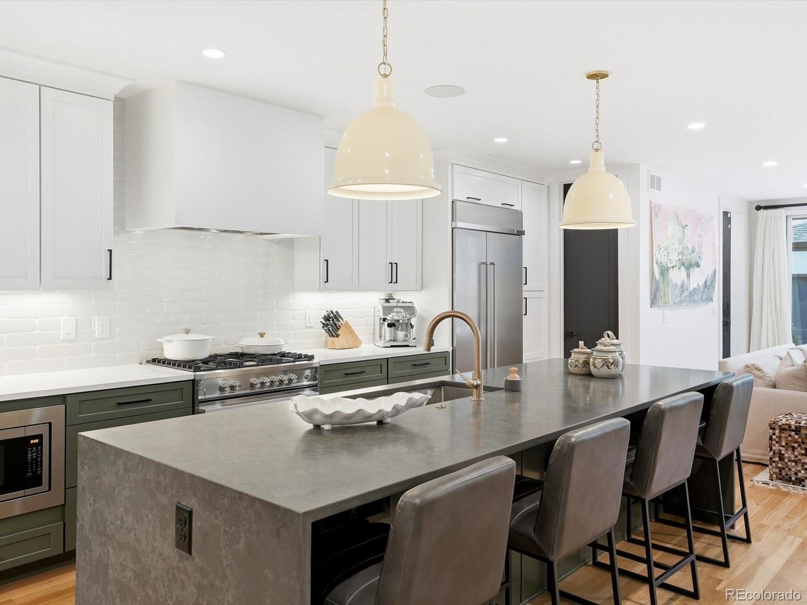 MLS Image #6 for 2011 n gaylord street,denver, Colorado