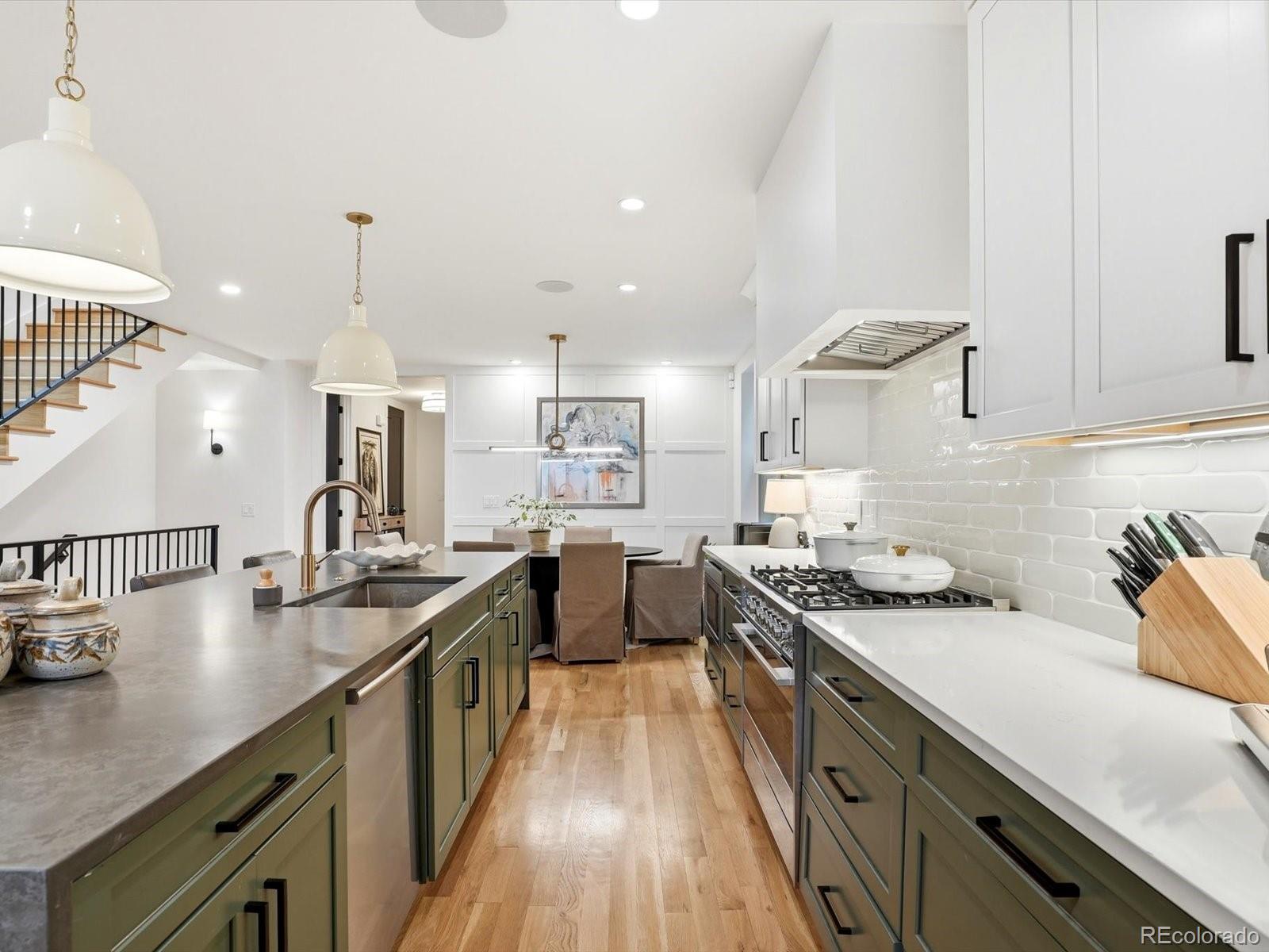 MLS Image #9 for 2011 n gaylord street,denver, Colorado