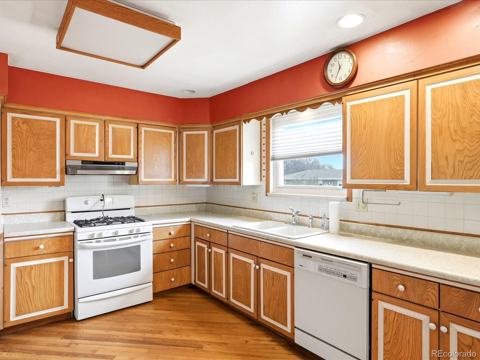 MLS Image #13 for 344  gray street,lakewood, Colorado