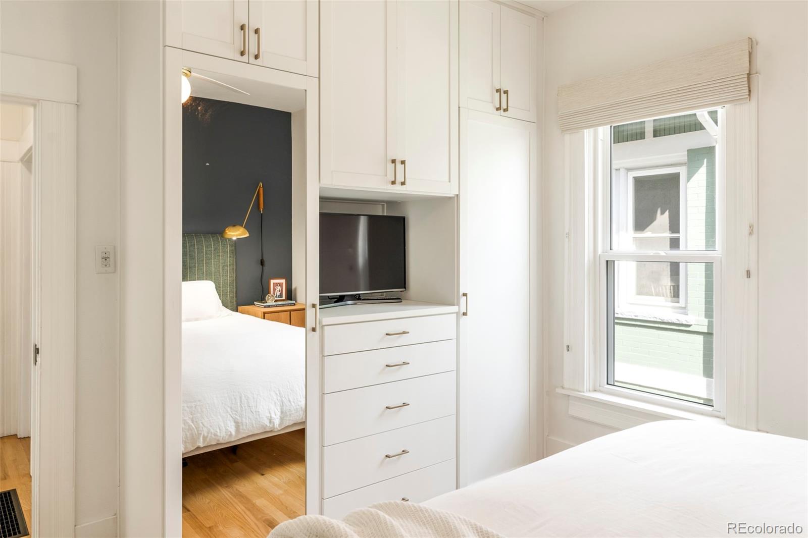 MLS Image #14 for 1450 s grant street,denver, Colorado
