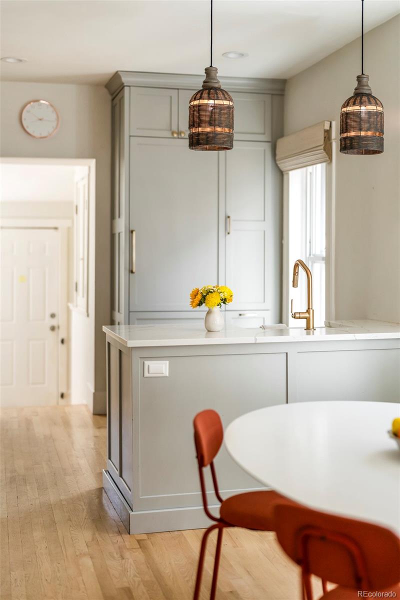 MLS Image #6 for 1450 s grant street,denver, Colorado