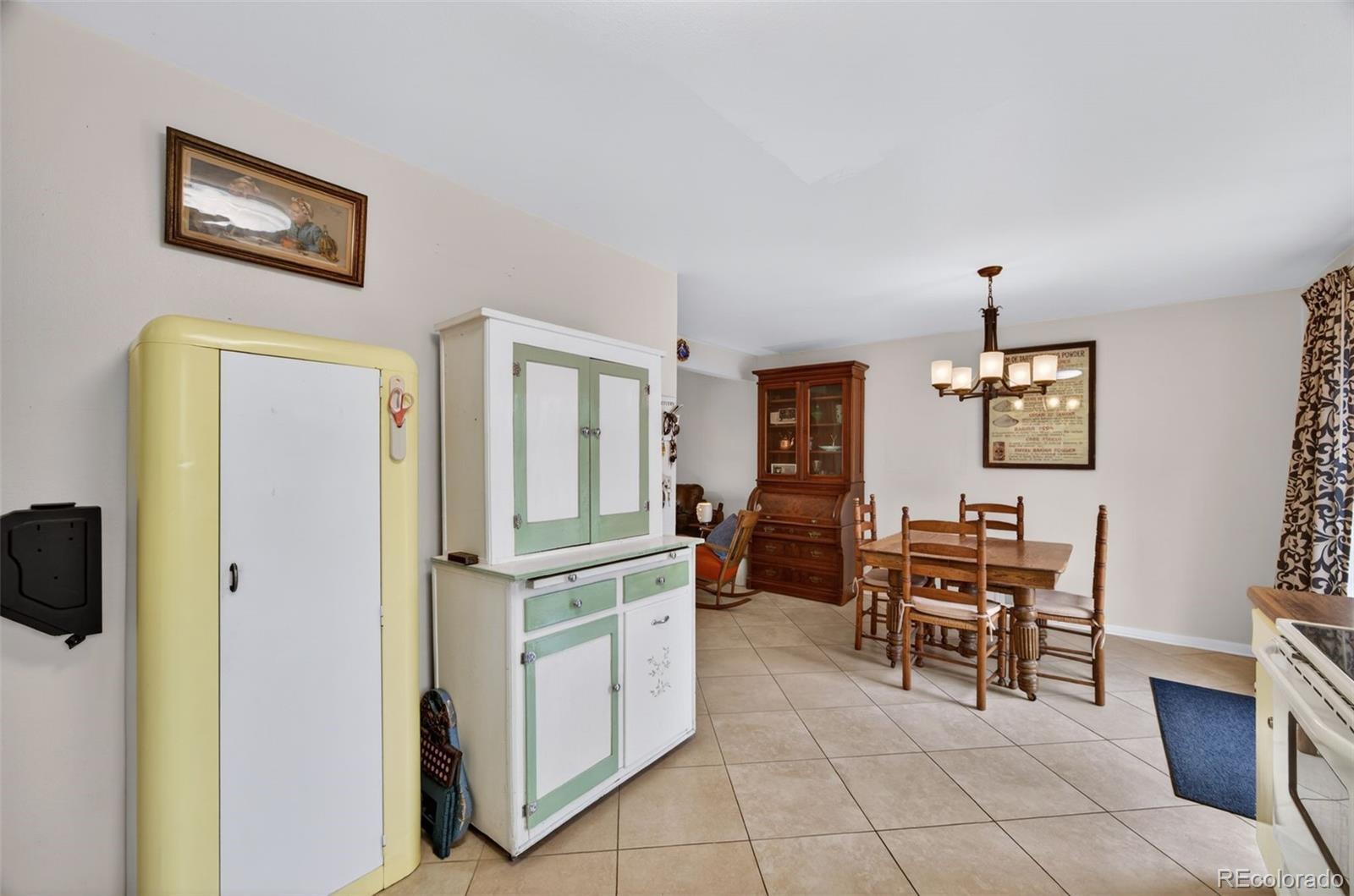 MLS Image #12 for 6436  iris way,arvada, Colorado