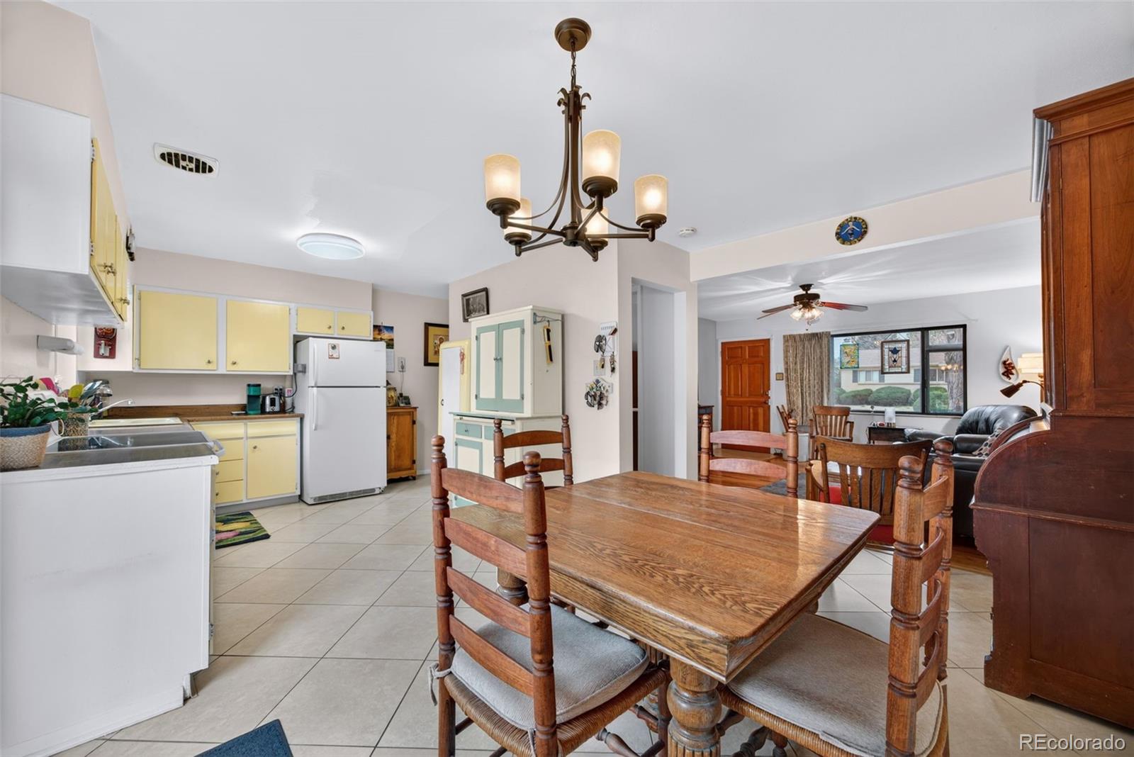 MLS Image #14 for 6436  iris way,arvada, Colorado