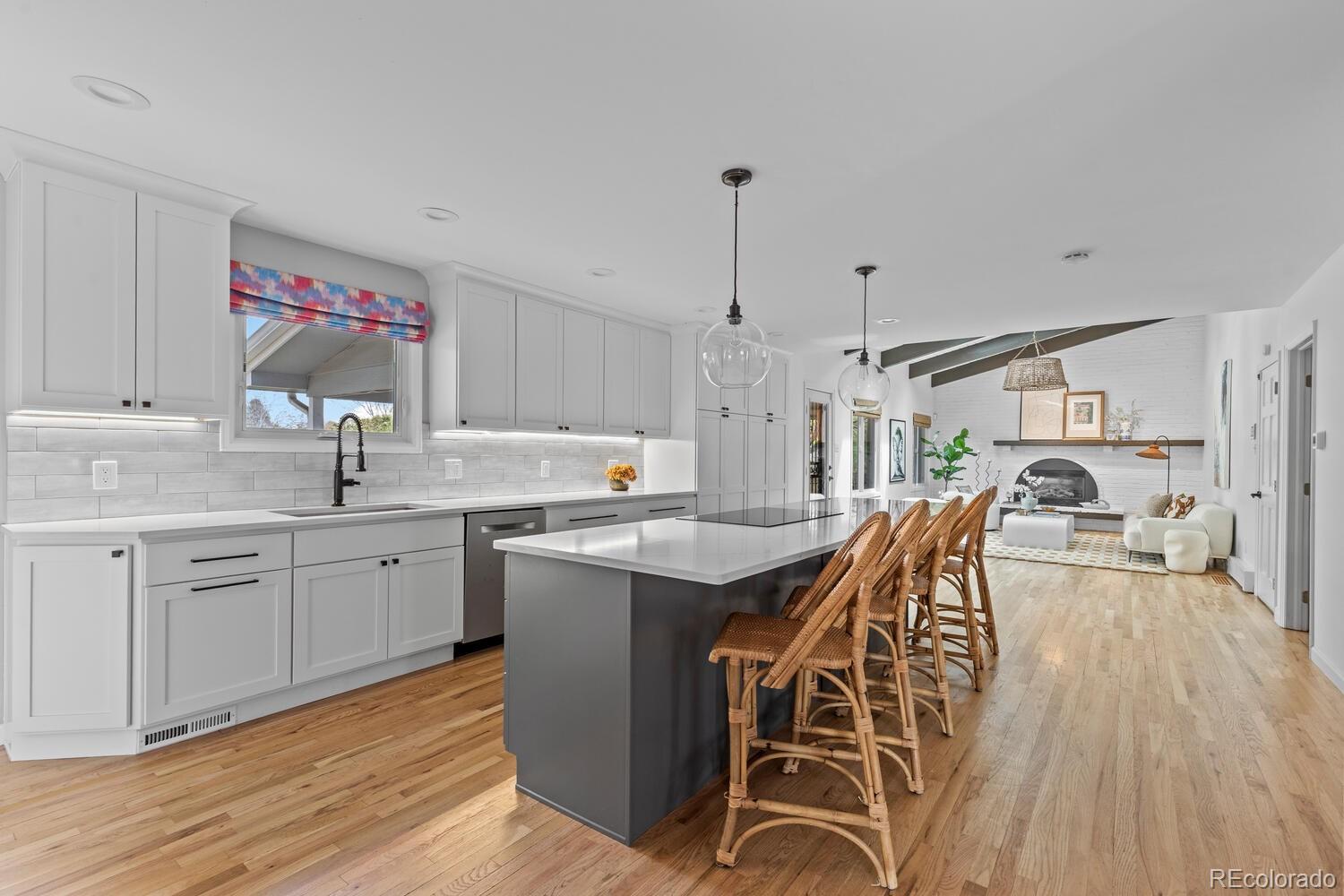 MLS Image #15 for 3692 s newport way,denver, Colorado