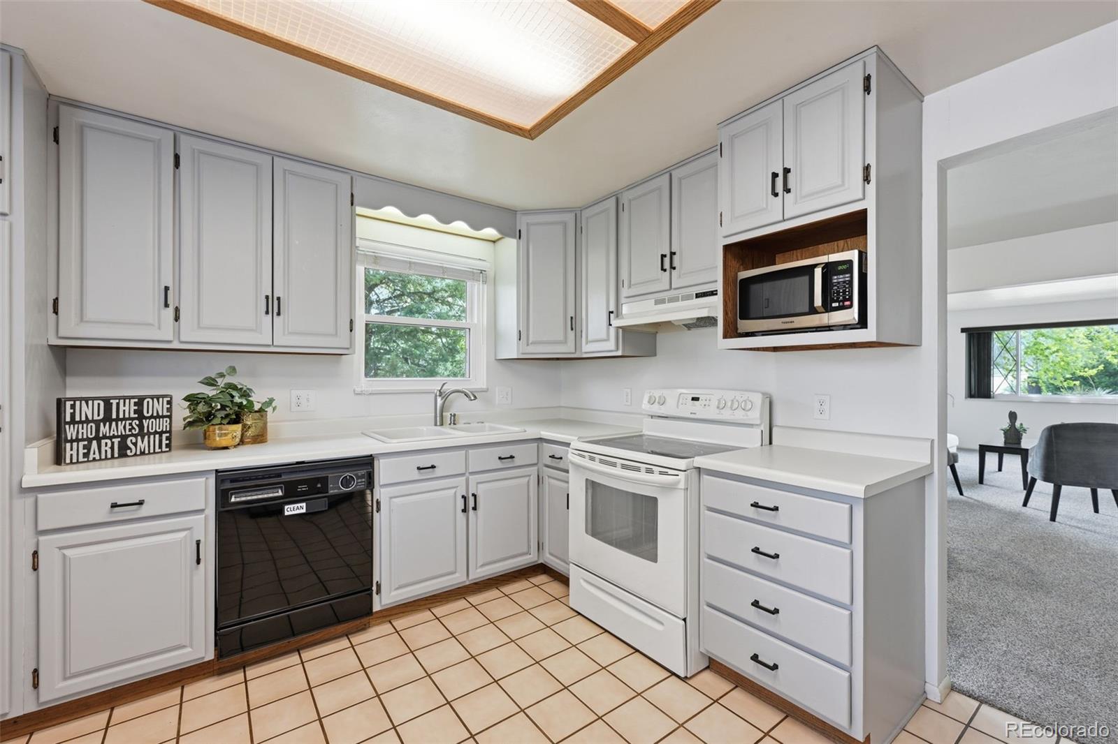MLS Image #9 for 4203  friar lane,colorado springs, Colorado