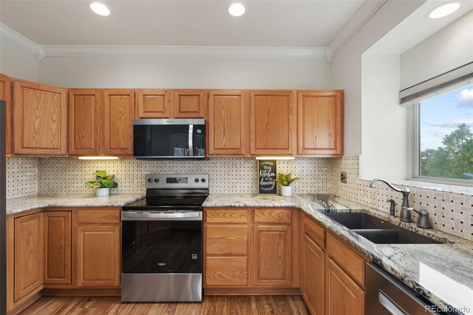 MLS Image #12 for 5465  sample way,colorado springs, Colorado