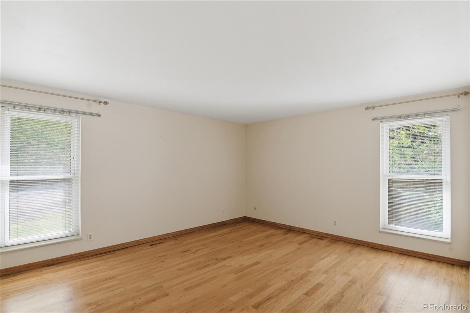 MLS Image #10 for 6842 s high street,centennial, Colorado