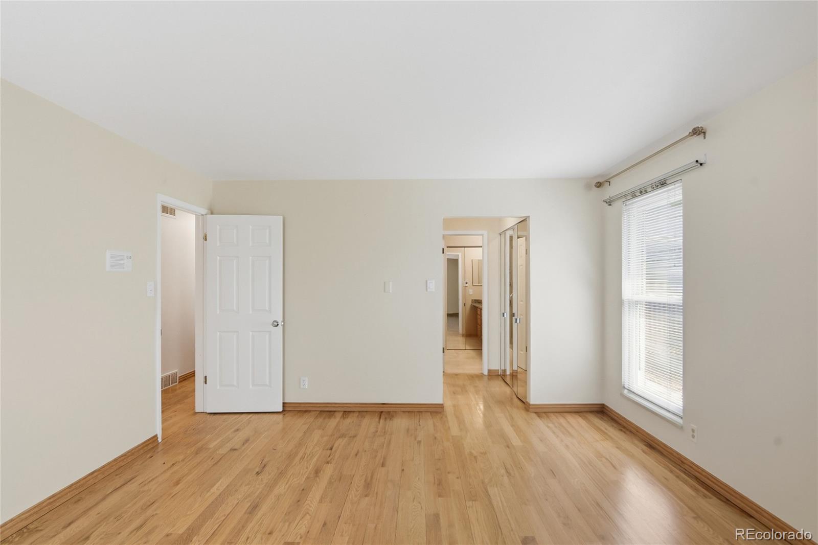 MLS Image #11 for 6842 s high street,centennial, Colorado
