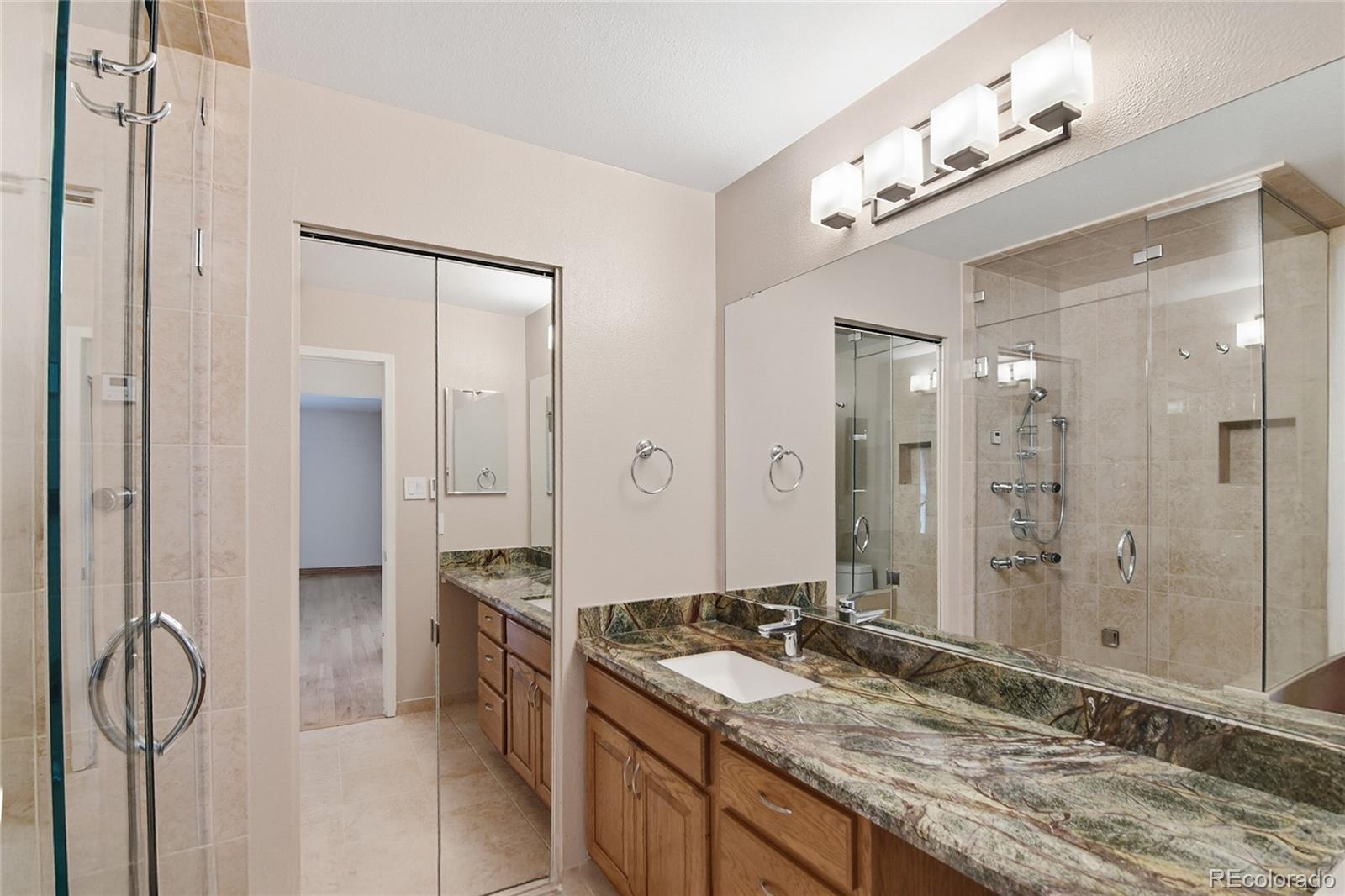 MLS Image #13 for 6842 s high street,centennial, Colorado