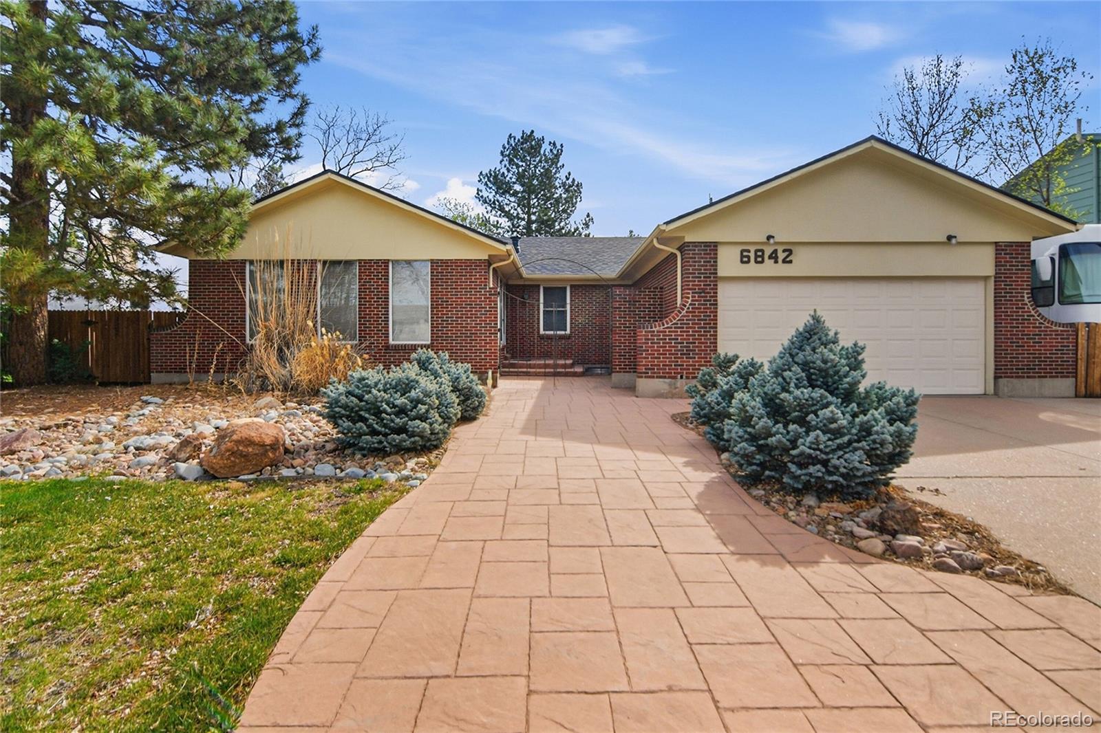 MLS Image #2 for 6842 s high street,centennial, Colorado