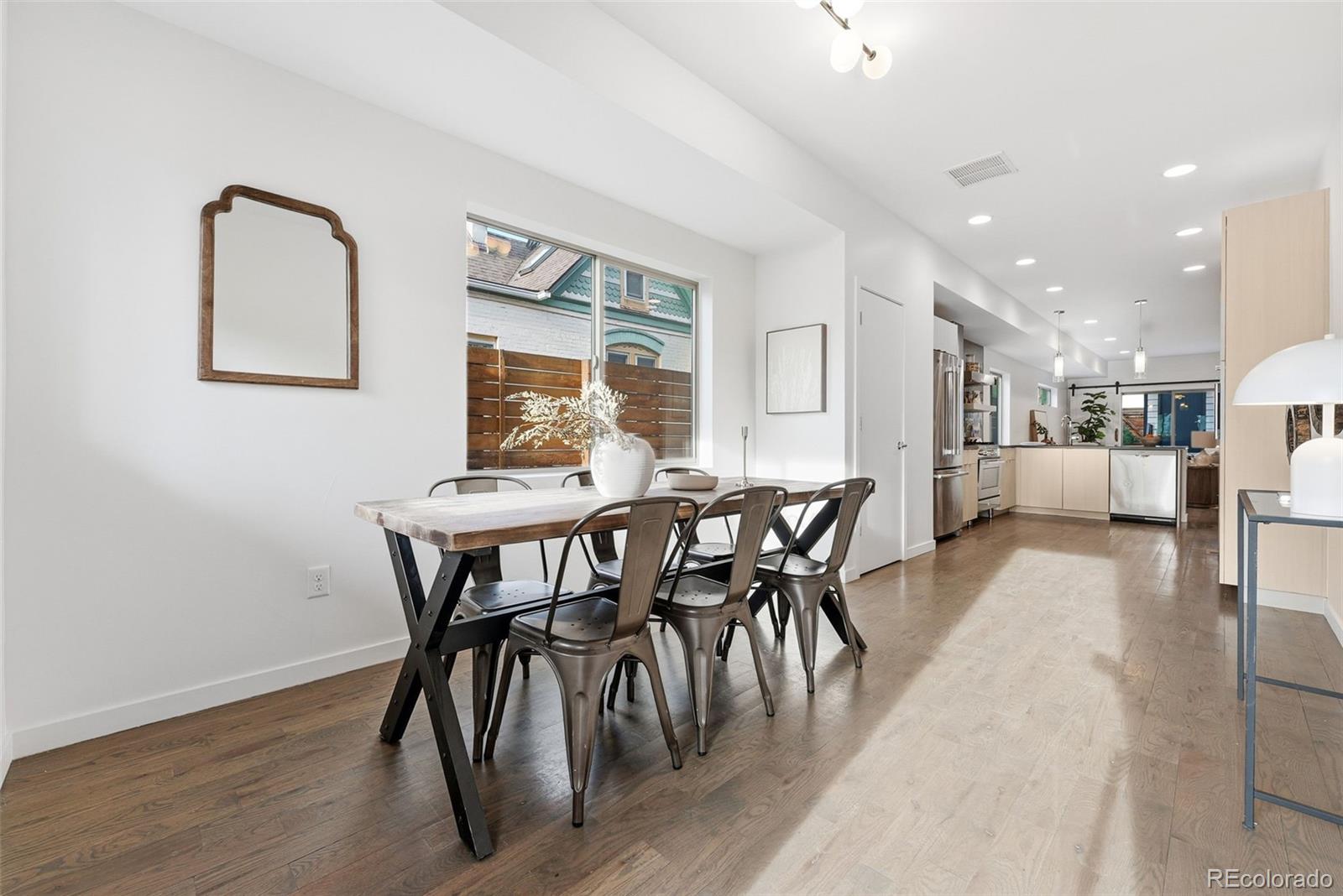 MLS Image #10 for 20 s grant street,denver, Colorado