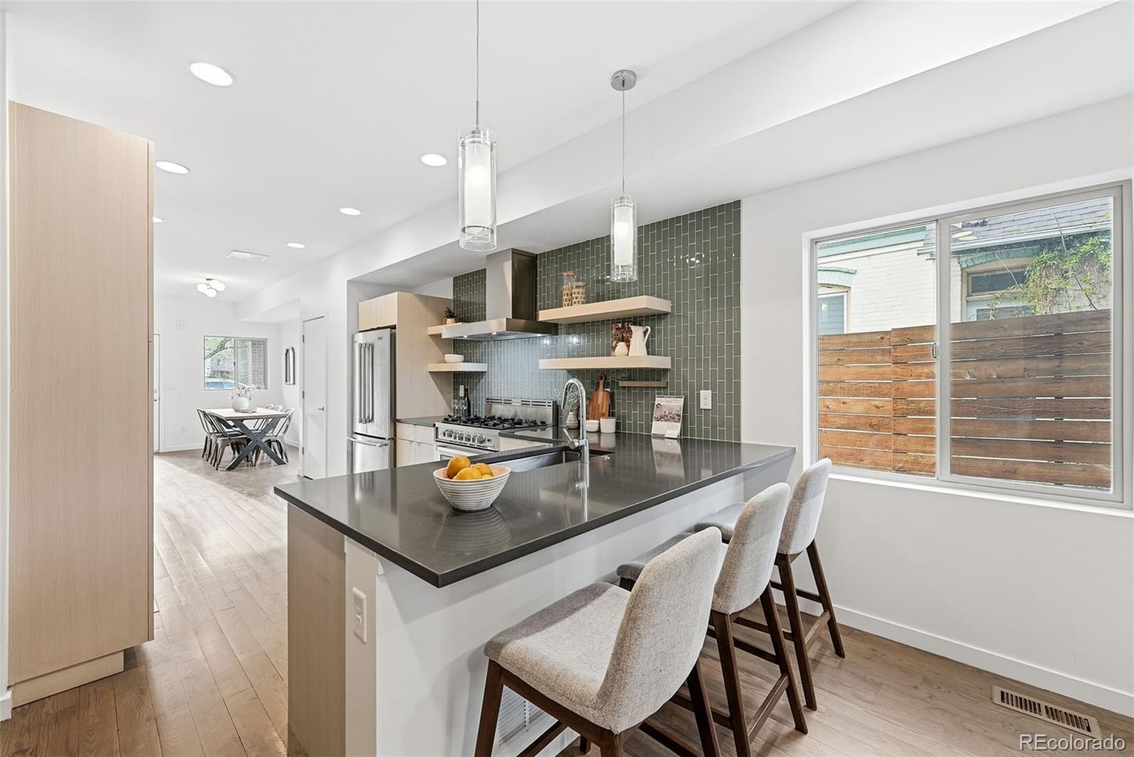MLS Image #12 for 20 s grant street,denver, Colorado