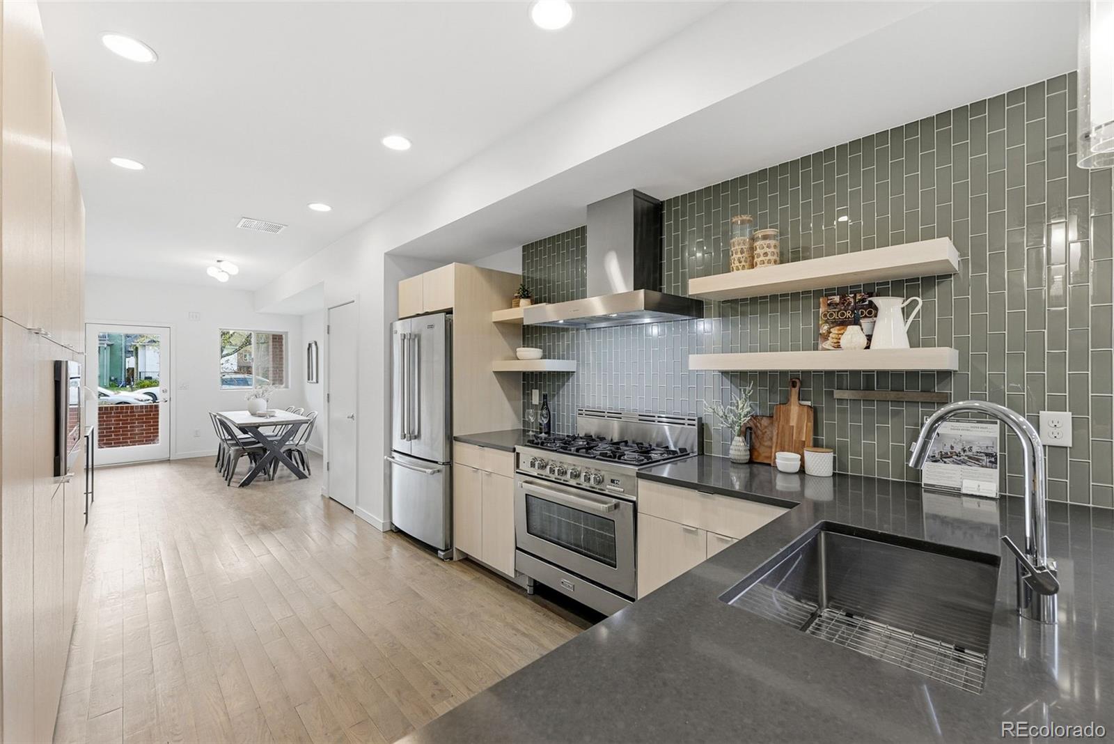 MLS Image #13 for 20 s grant street,denver, Colorado