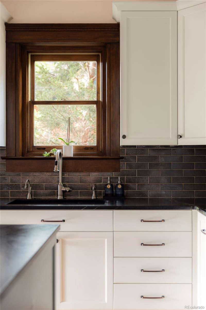 MLS Image #10 for 1311 n lafayette street,denver, Colorado