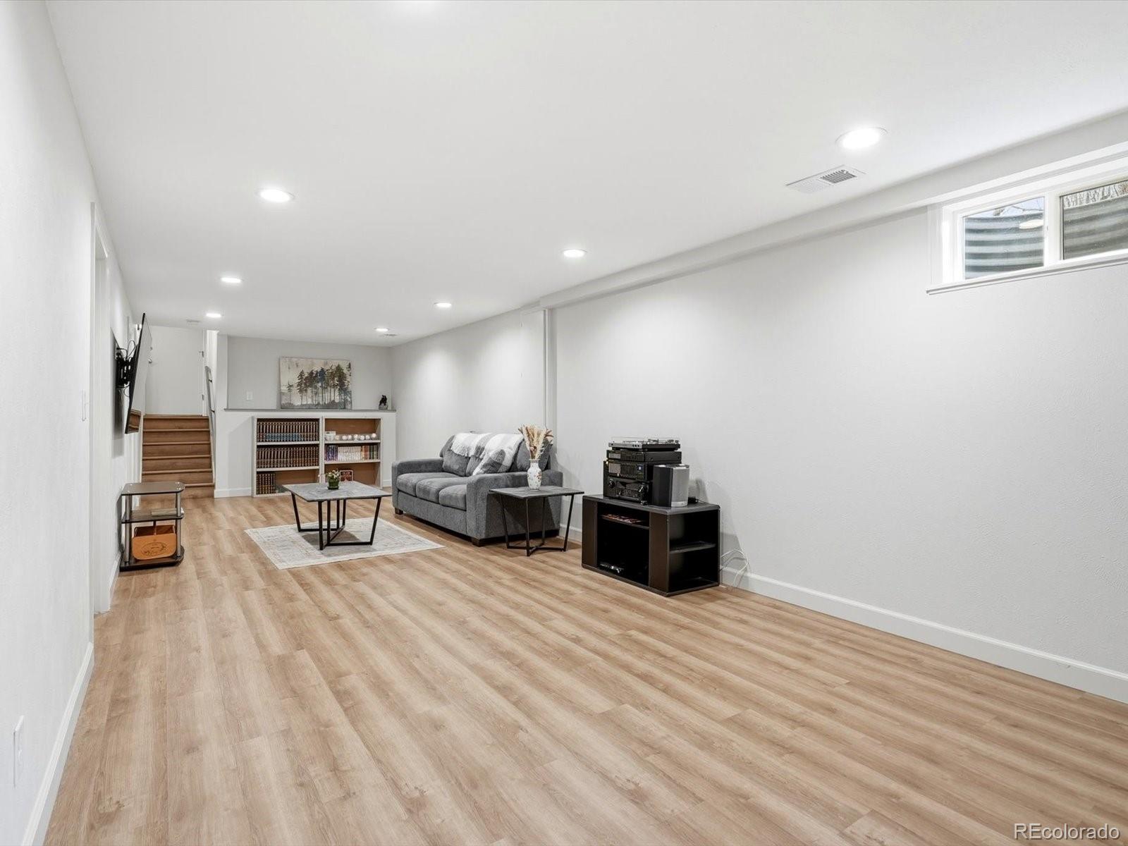 MLS Image #39 for 2372 s holland street,lakewood, Colorado
