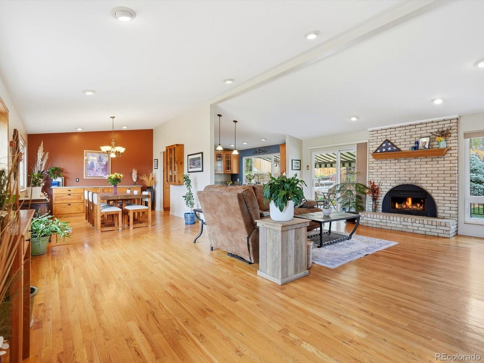 MLS Image #4 for 2372 s holland street,lakewood, Colorado