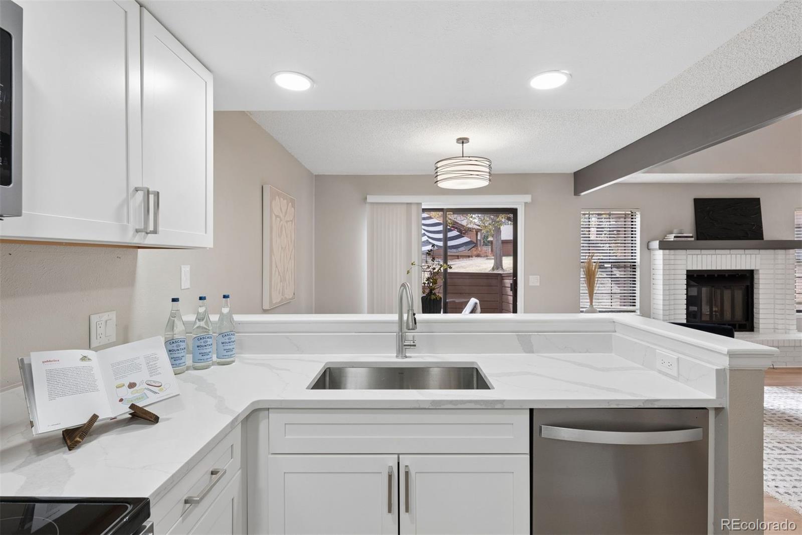MLS Image #10 for 8055  garrison court c,arvada, Colorado