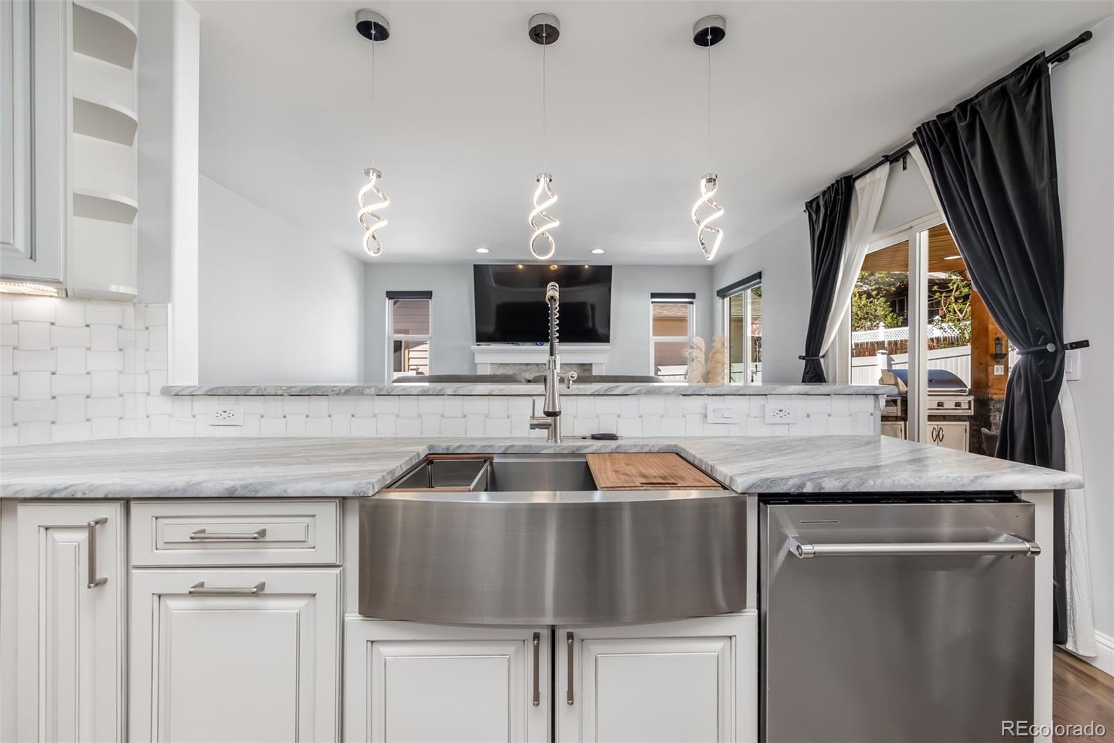 MLS Image #12 for 752  brookside drive,longmont, Colorado