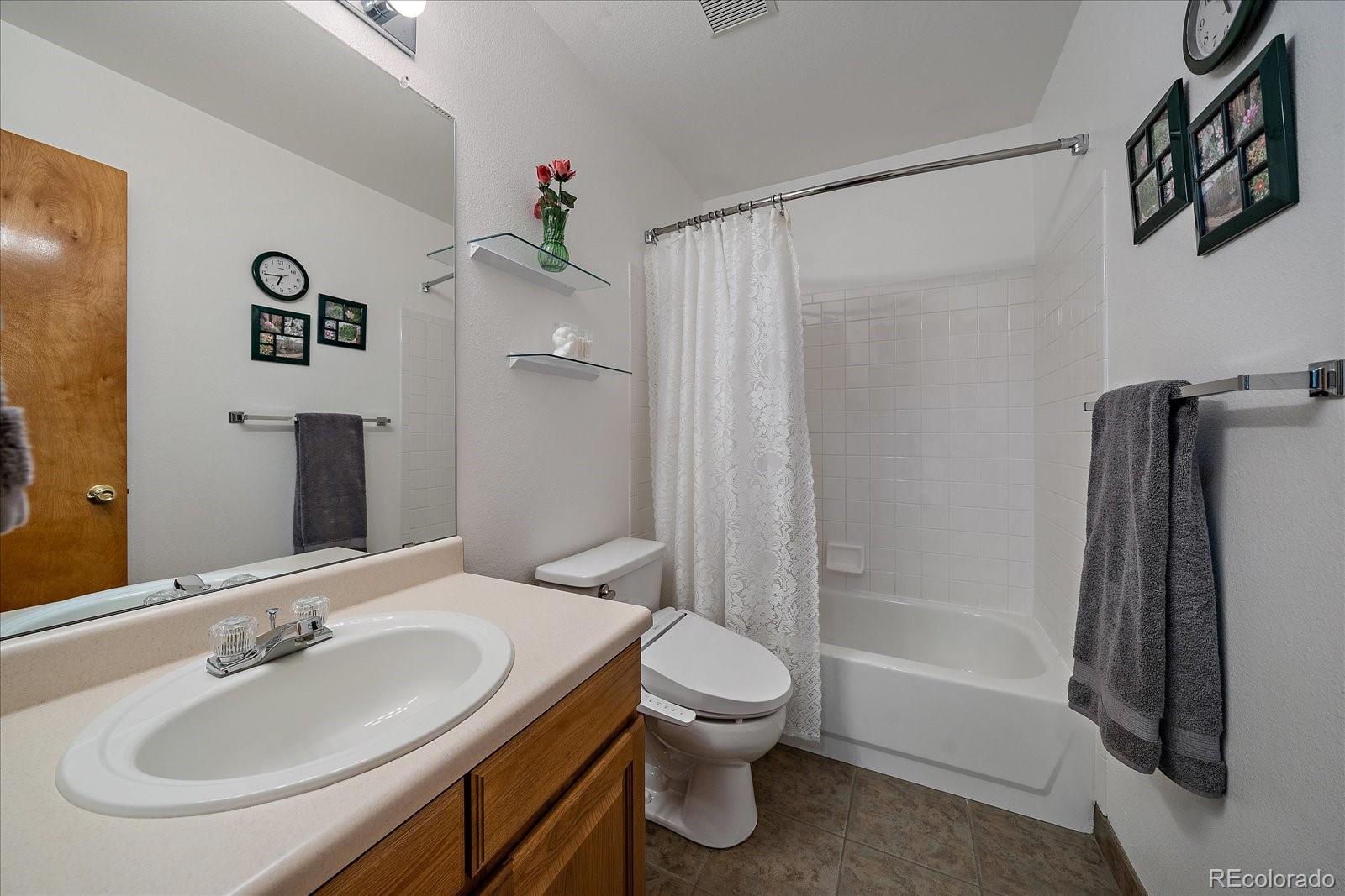 MLS Image #18 for 20311  kelly place,denver, Colorado