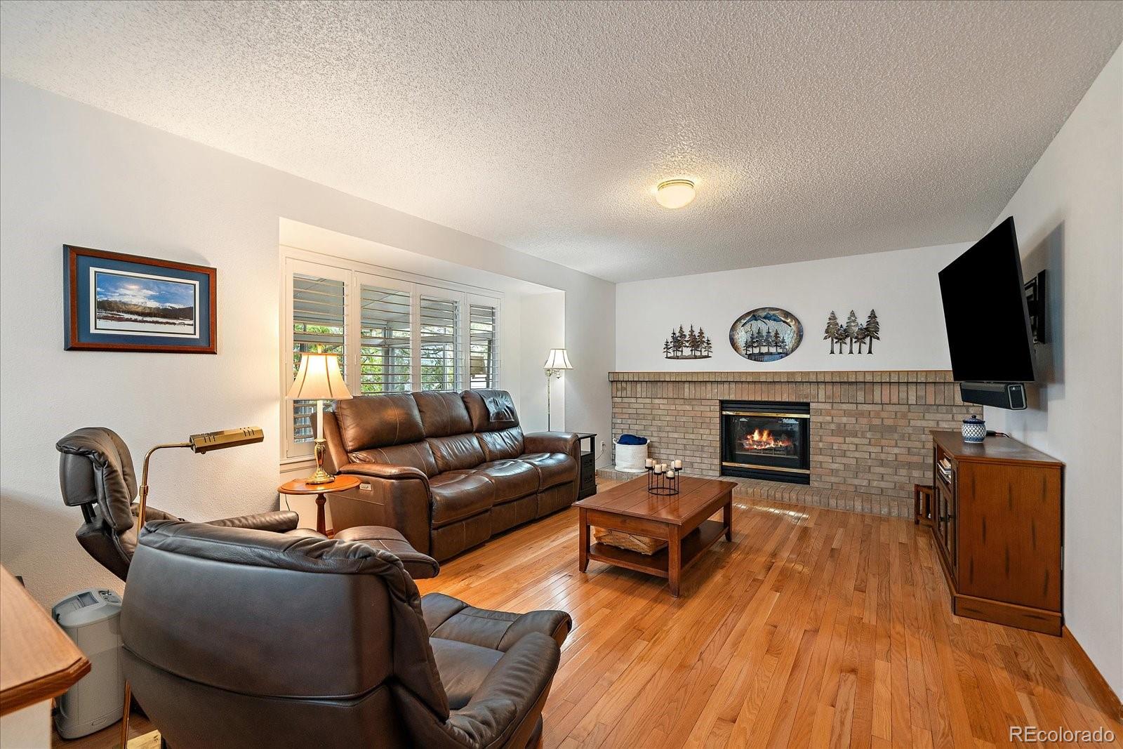 MLS Image #4 for 20311  kelly place,denver, Colorado
