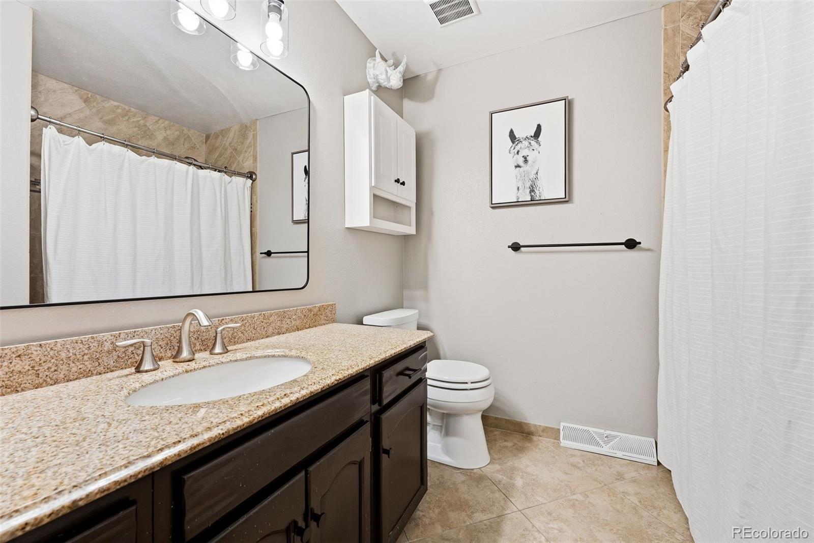 MLS Image #23 for 7603 s madison circle,centennial, Colorado
