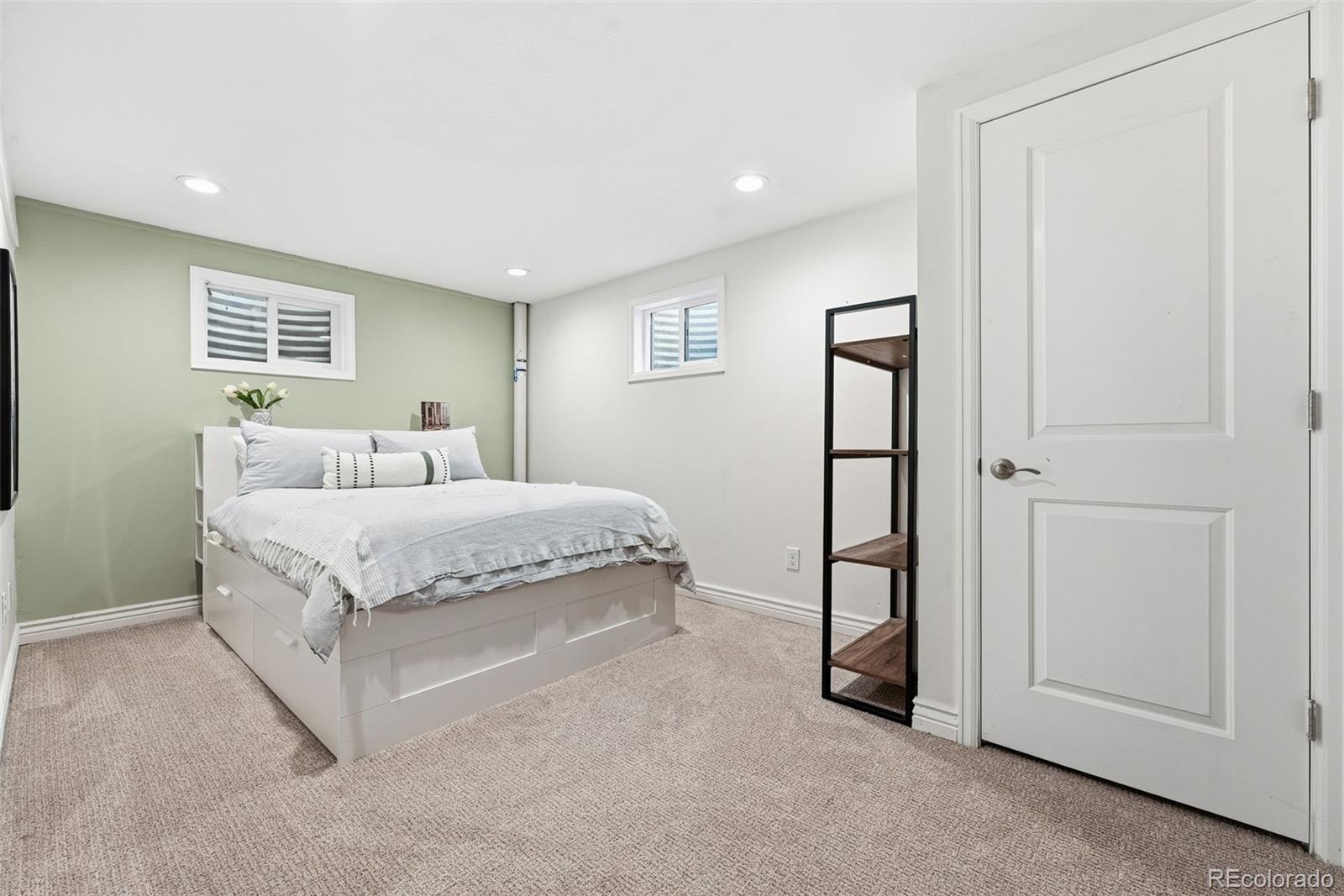 MLS Image #27 for 7603 s madison circle,centennial, Colorado