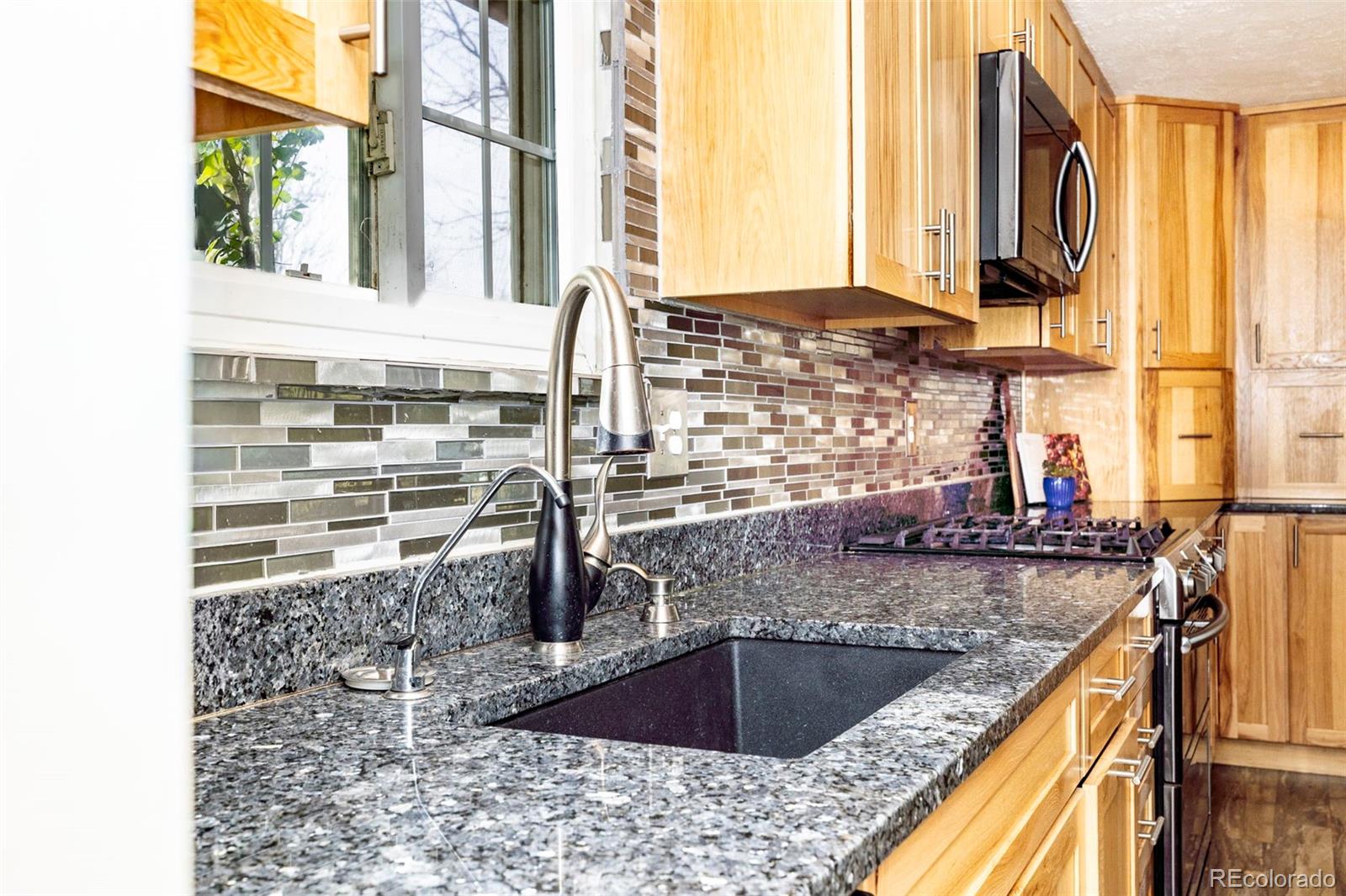 MLS Image #6 for 1244  snowbank court,longmont, Colorado