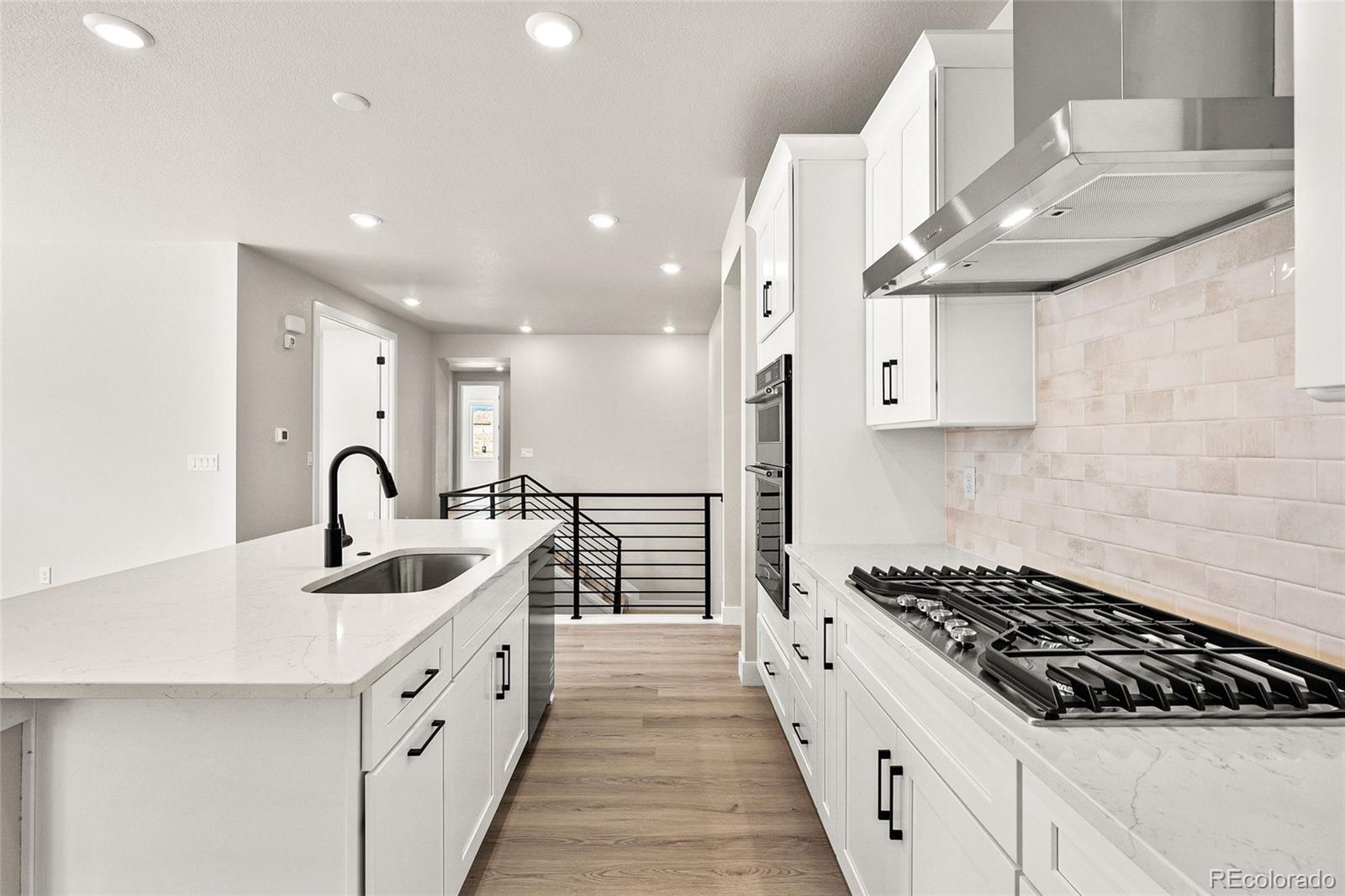 MLS Image #19 for 8632  whiteclover street,littleton, Colorado