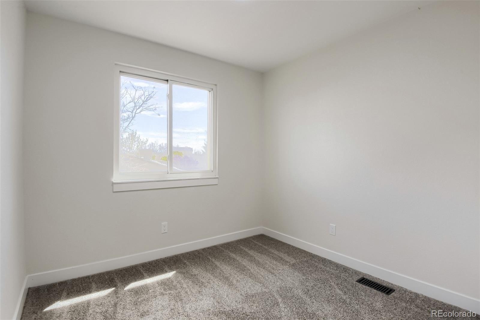 MLS Image #14 for 17464 e temple drive,aurora, Colorado