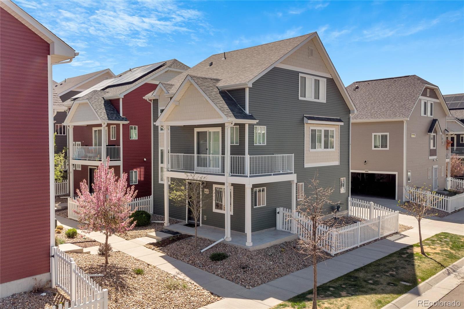 MLS Image #1 for 18652 e 54th avenue,denver, Colorado