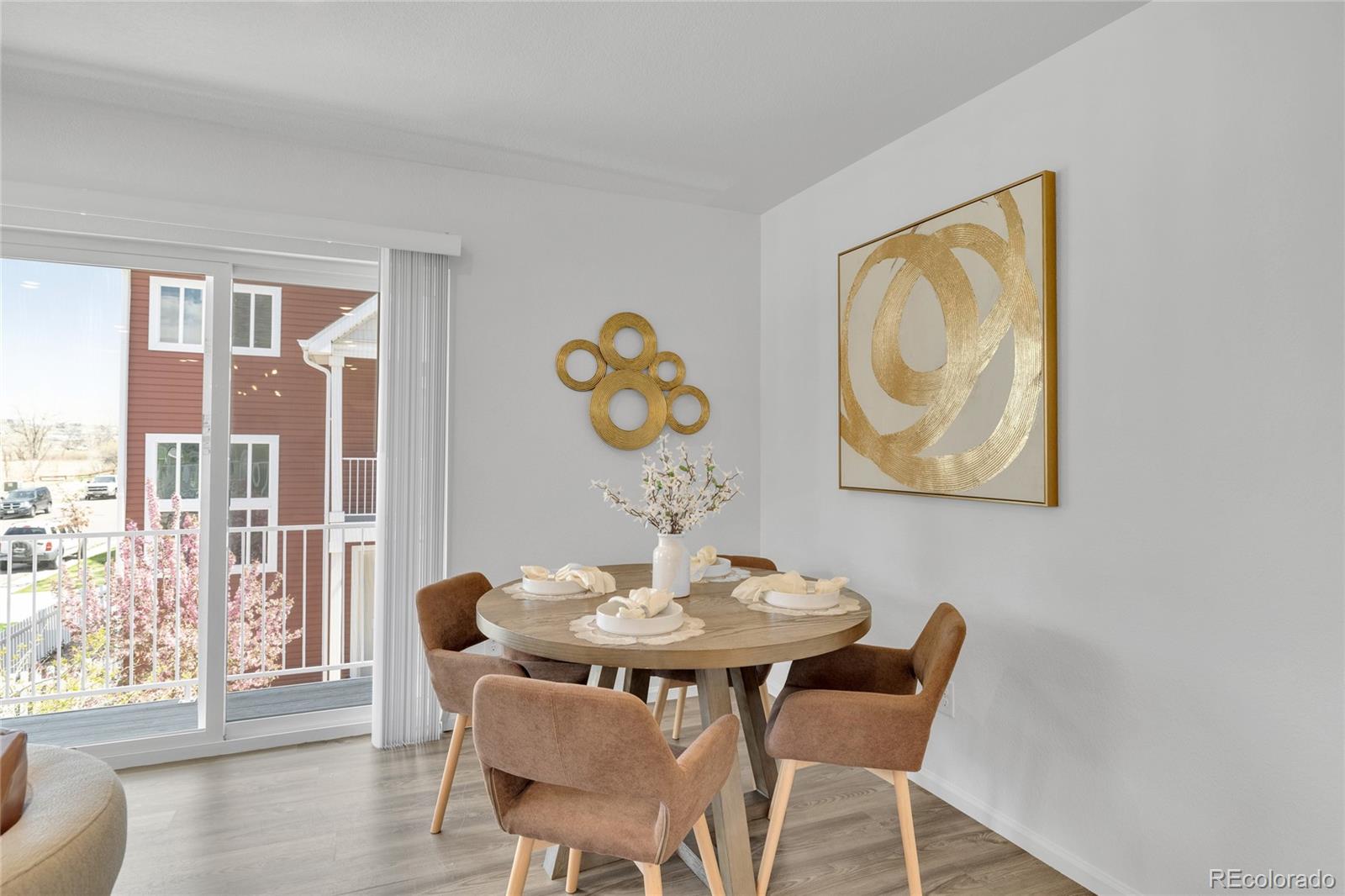 MLS Image #13 for 18652 e 54th avenue,denver, Colorado