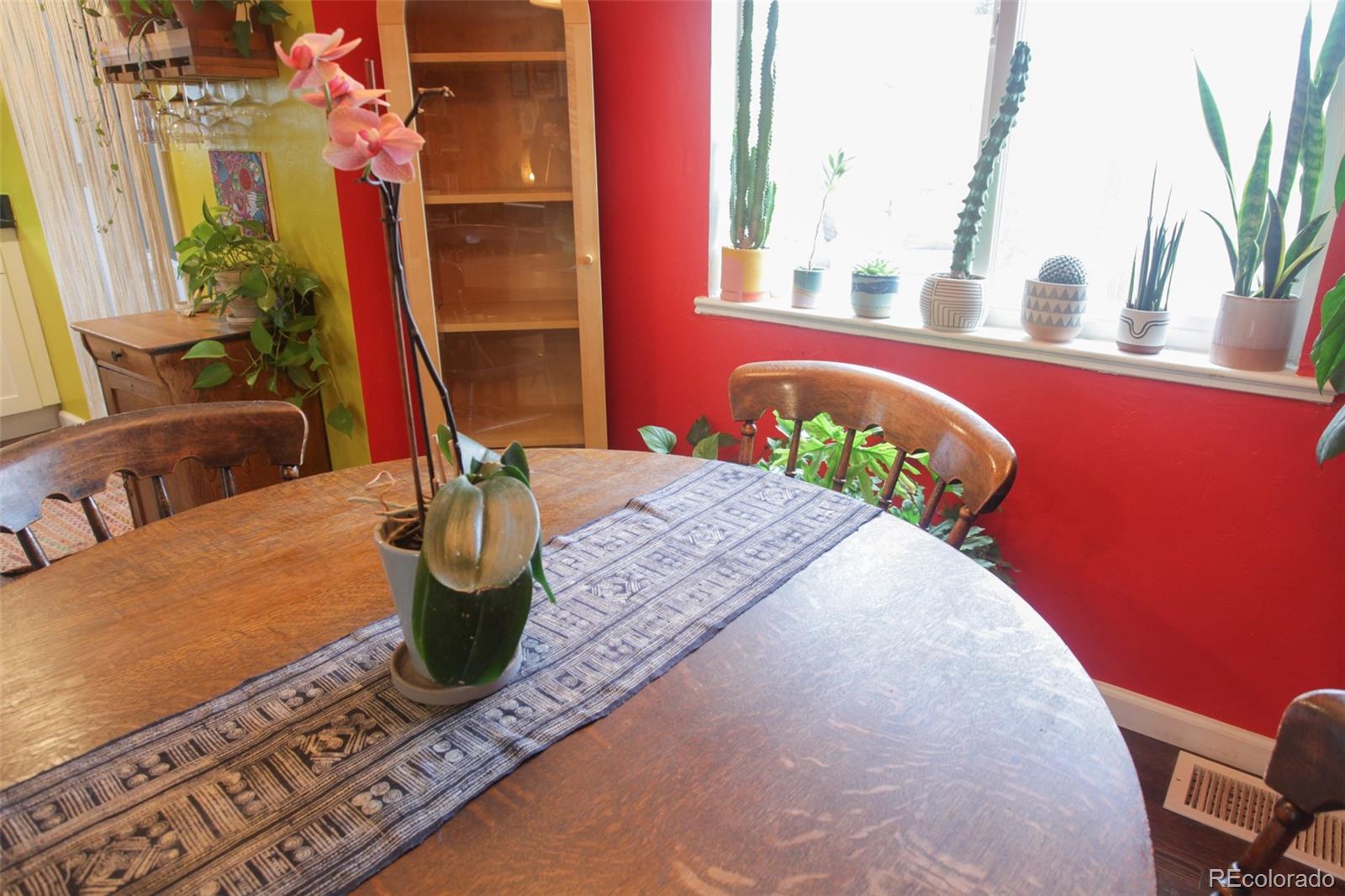 MLS Image #10 for 823 s raritan street,denver, Colorado
