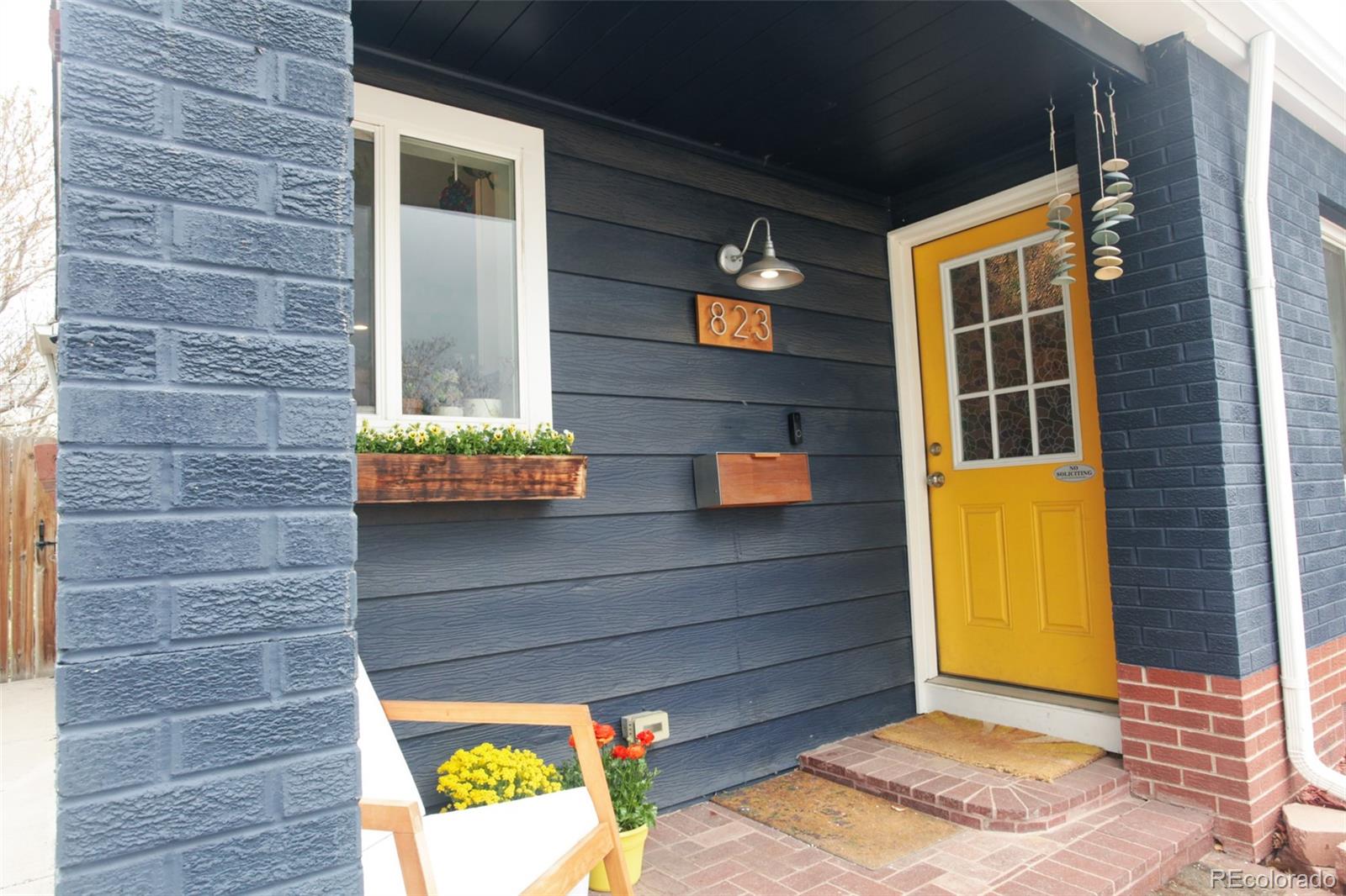 MLS Image #4 for 823 s raritan street,denver, Colorado
