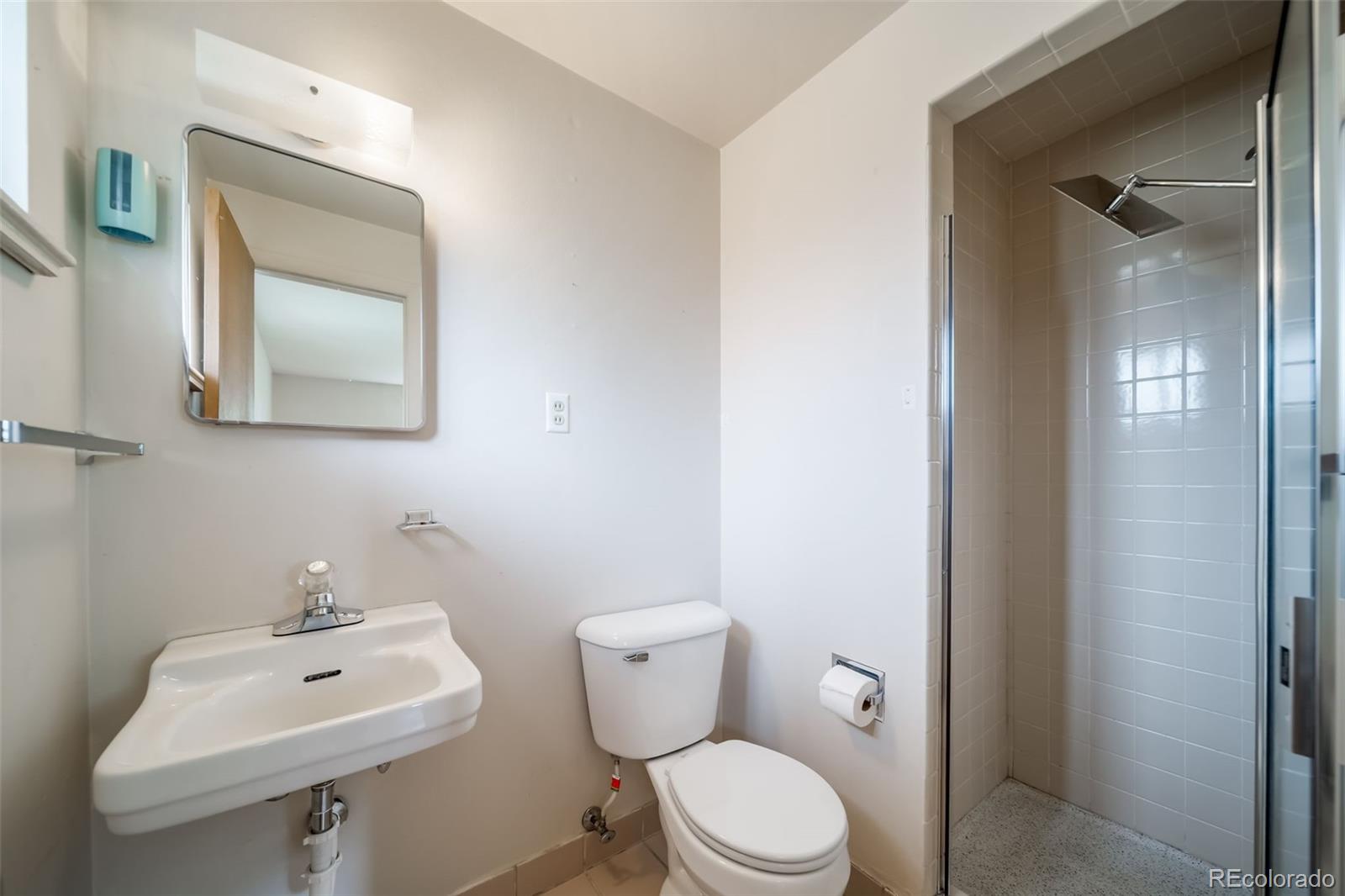 MLS Image #18 for 10330 w 60th avenue,arvada, Colorado
