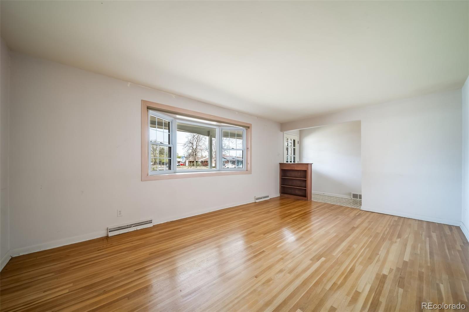 MLS Image #4 for 10330 w 60th avenue,arvada, Colorado