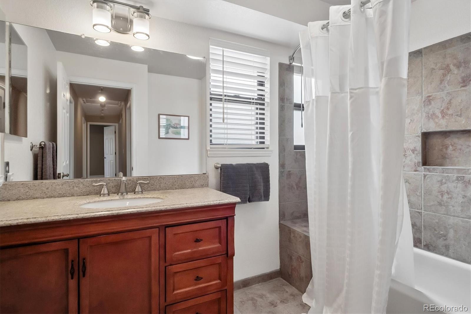 MLS Image #20 for 5035 s evanston street,aurora, Colorado