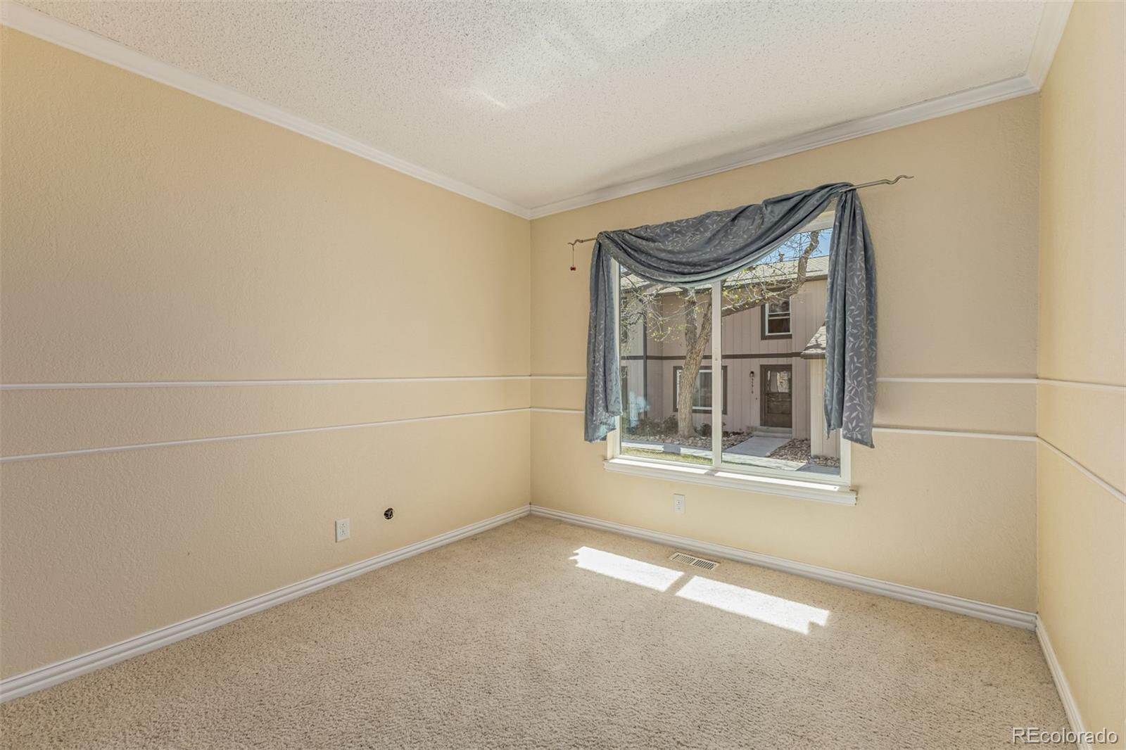 MLS Image #18 for 3571 s kittredge street e,aurora, Colorado