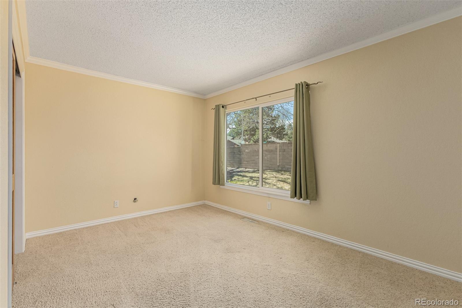 MLS Image #20 for 3571 s kittredge street e,aurora, Colorado