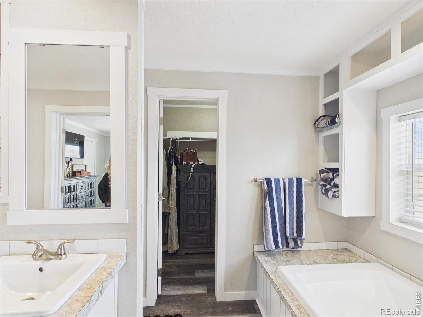MLS Image #17 for 41227  county road 84 ,briggsdale, Colorado