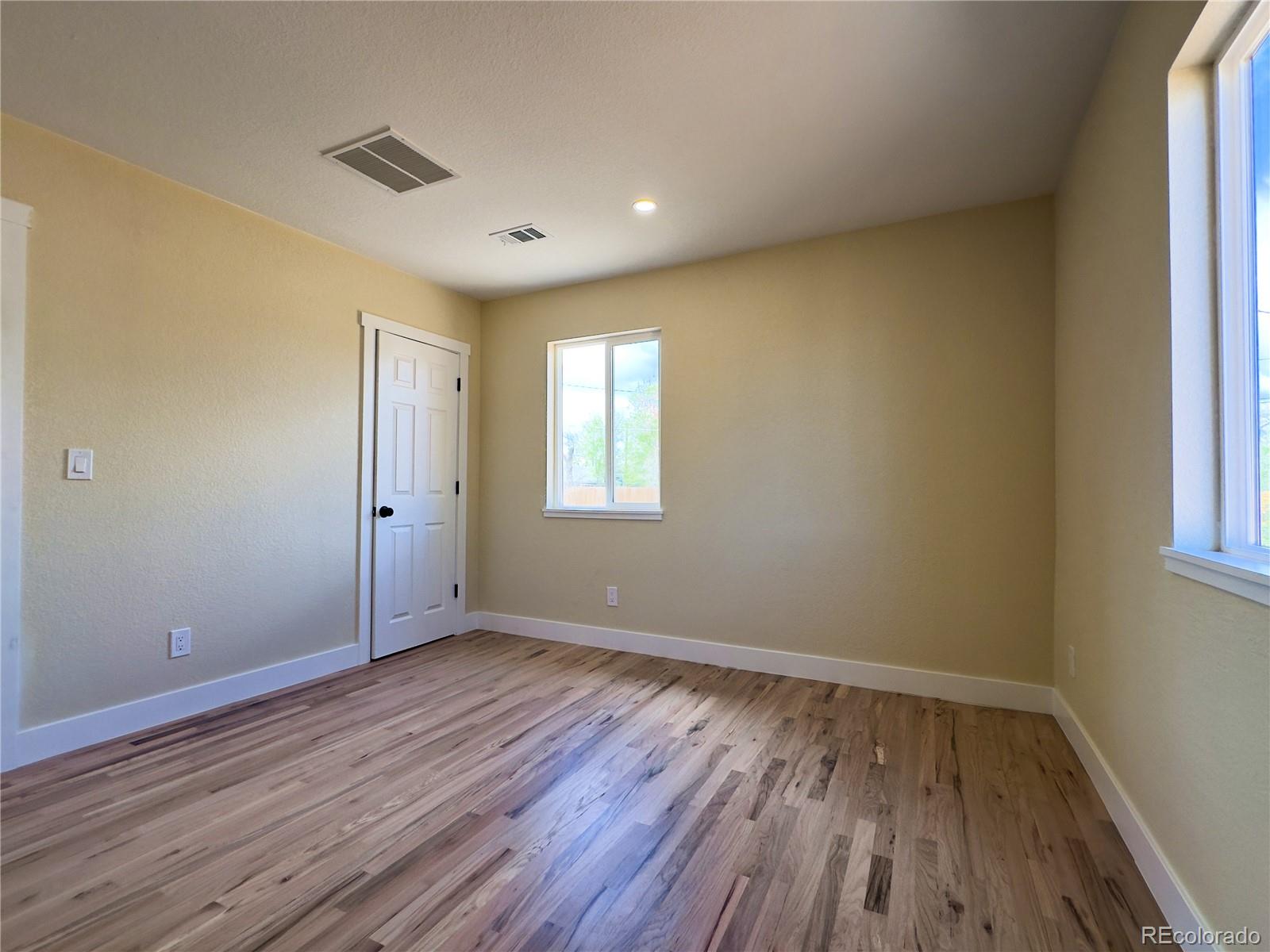 MLS Image #10 for 8071  jasmine street,dupont, Colorado